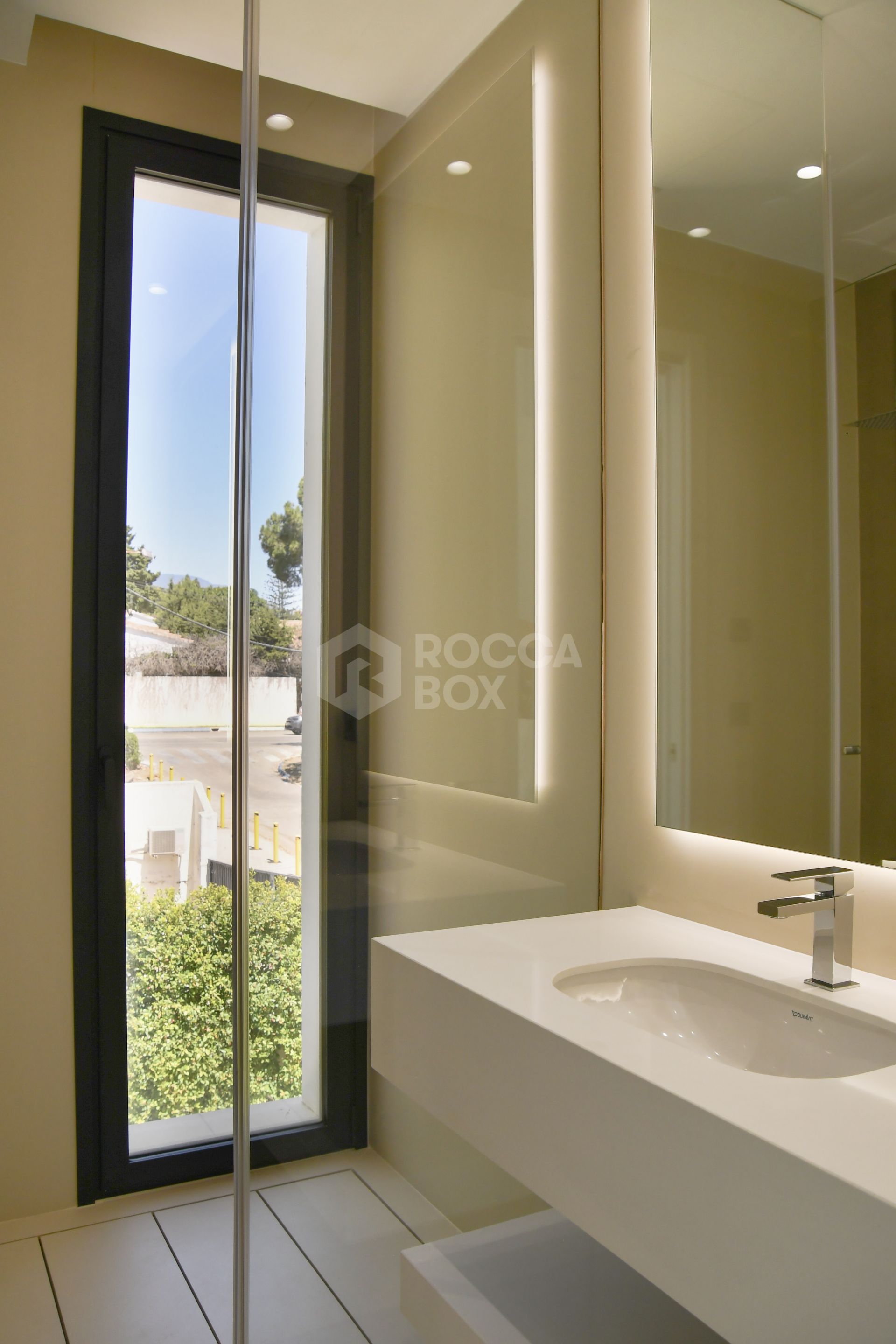 Luxury Brand New Villa, Golden Mile