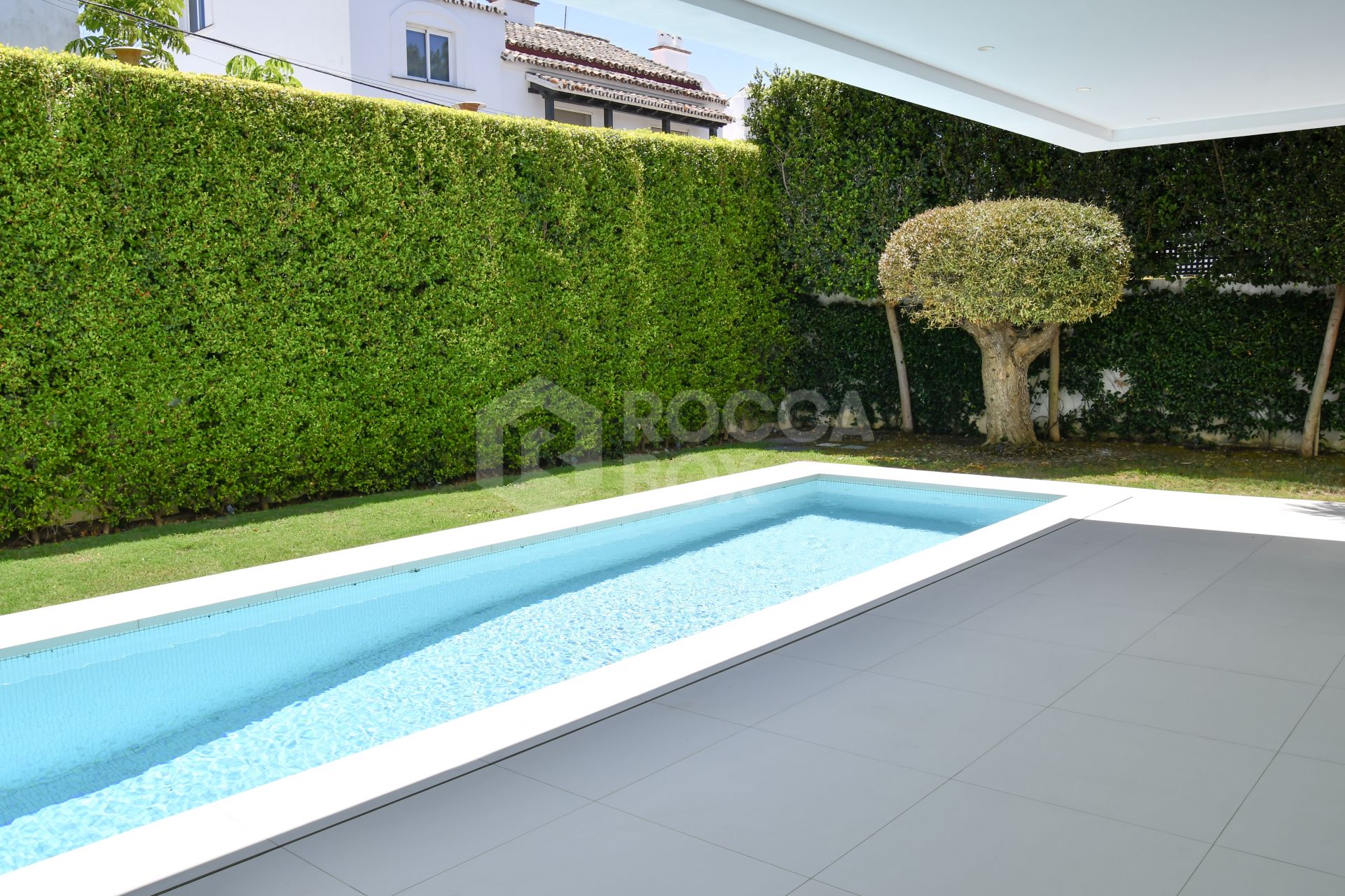 Luxury Brand New Villa, Golden Mile