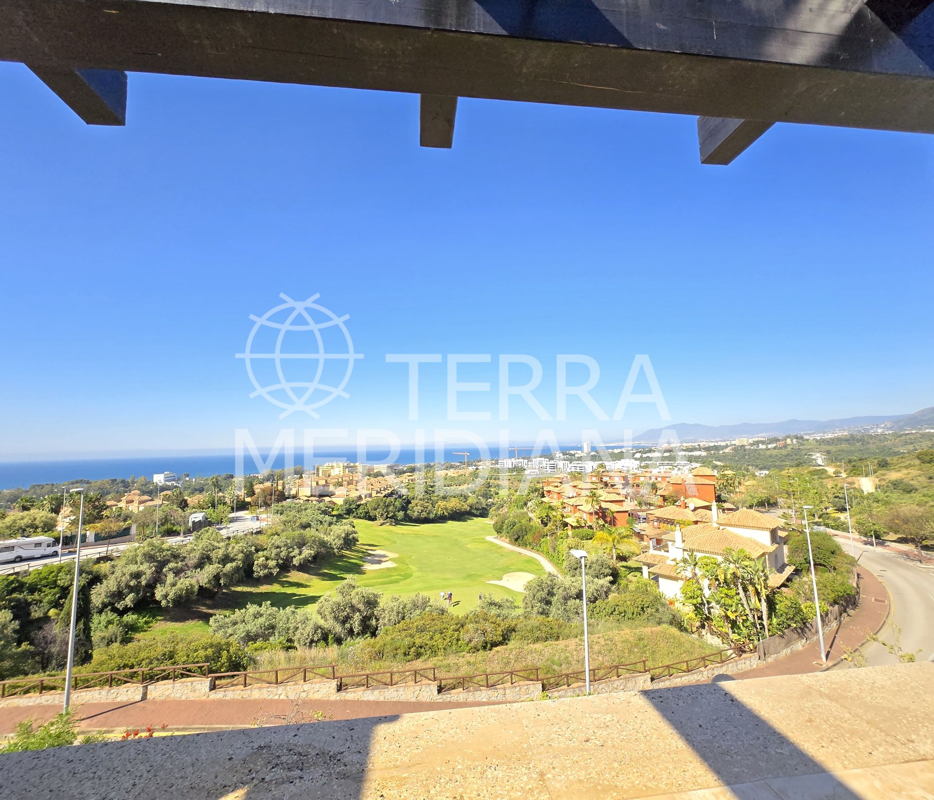 Duplex in Santa Clara, Marbella