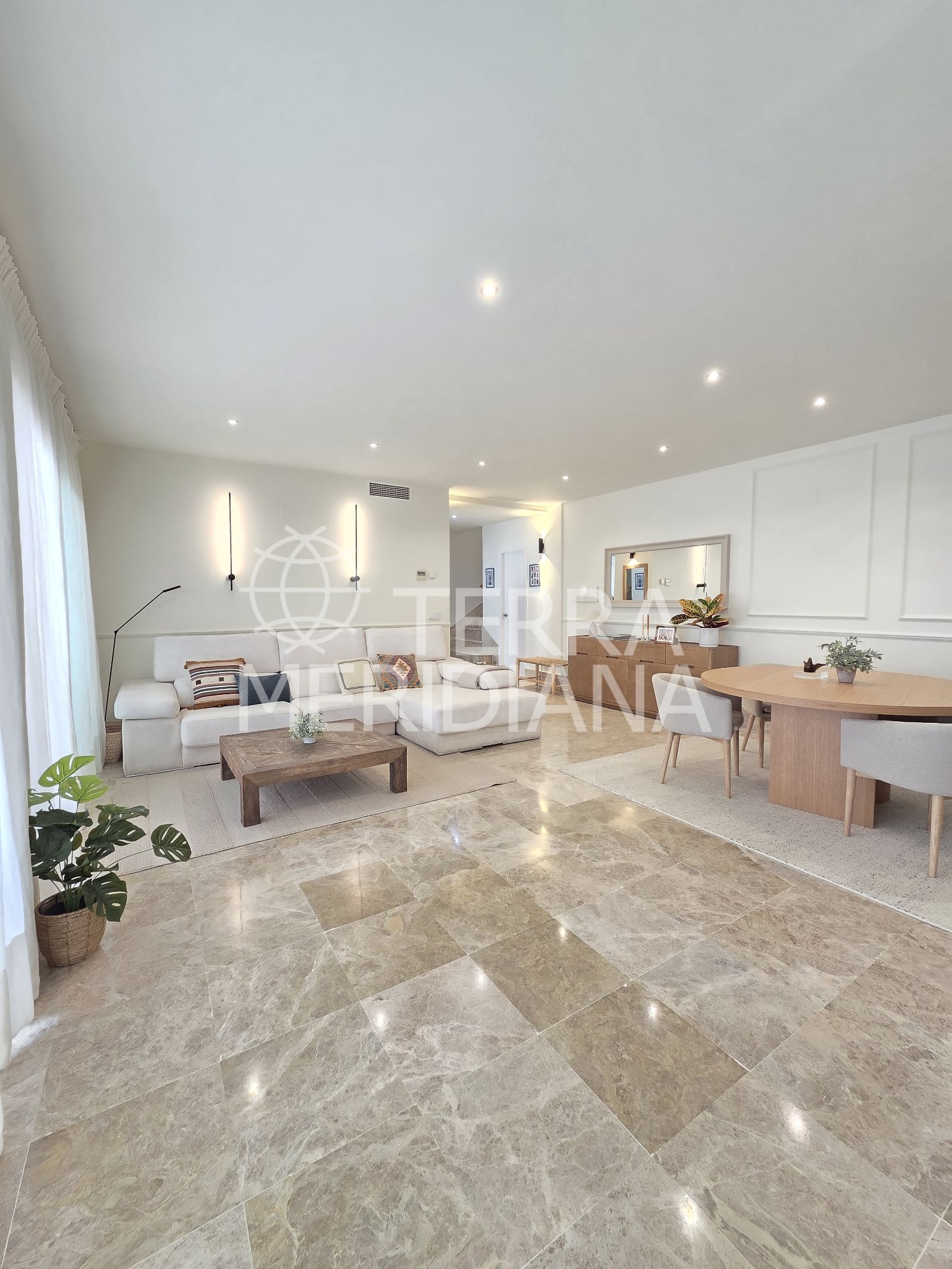 Duplex in Santa Clara, Marbella