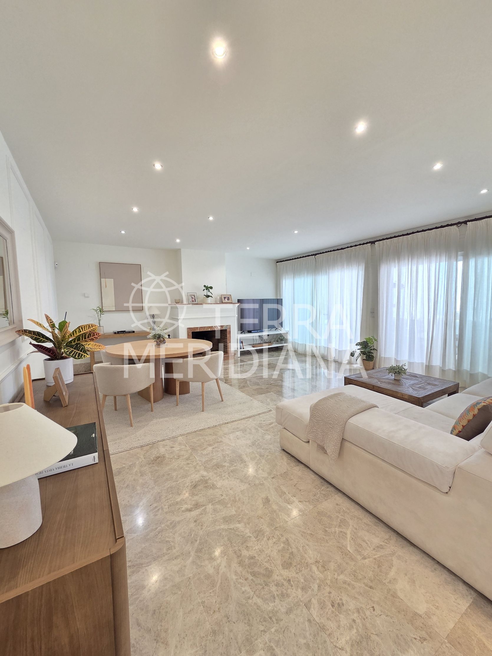 Duplex in Santa Clara, Marbella