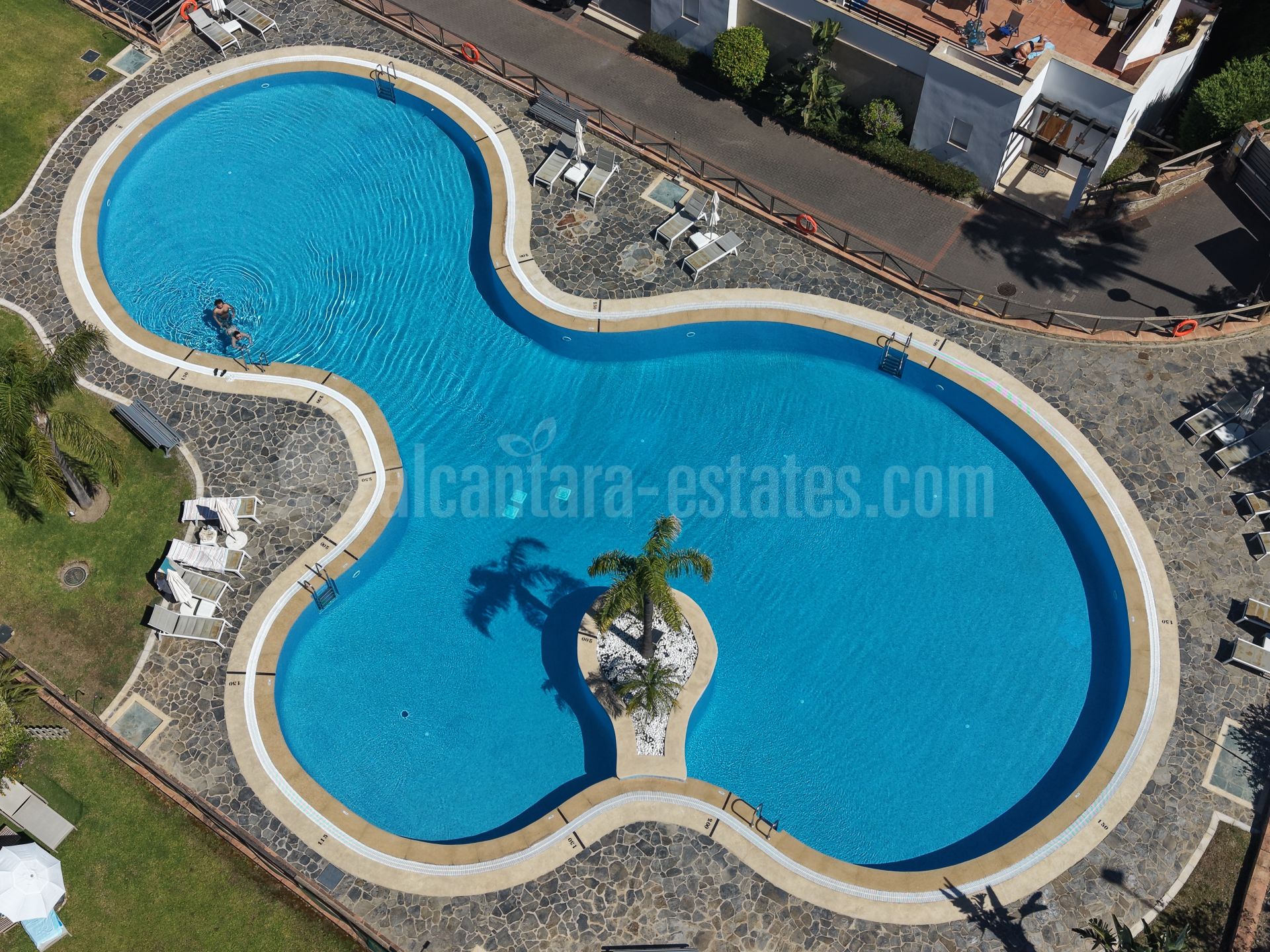 Duplex en Santa Clara, Marbella