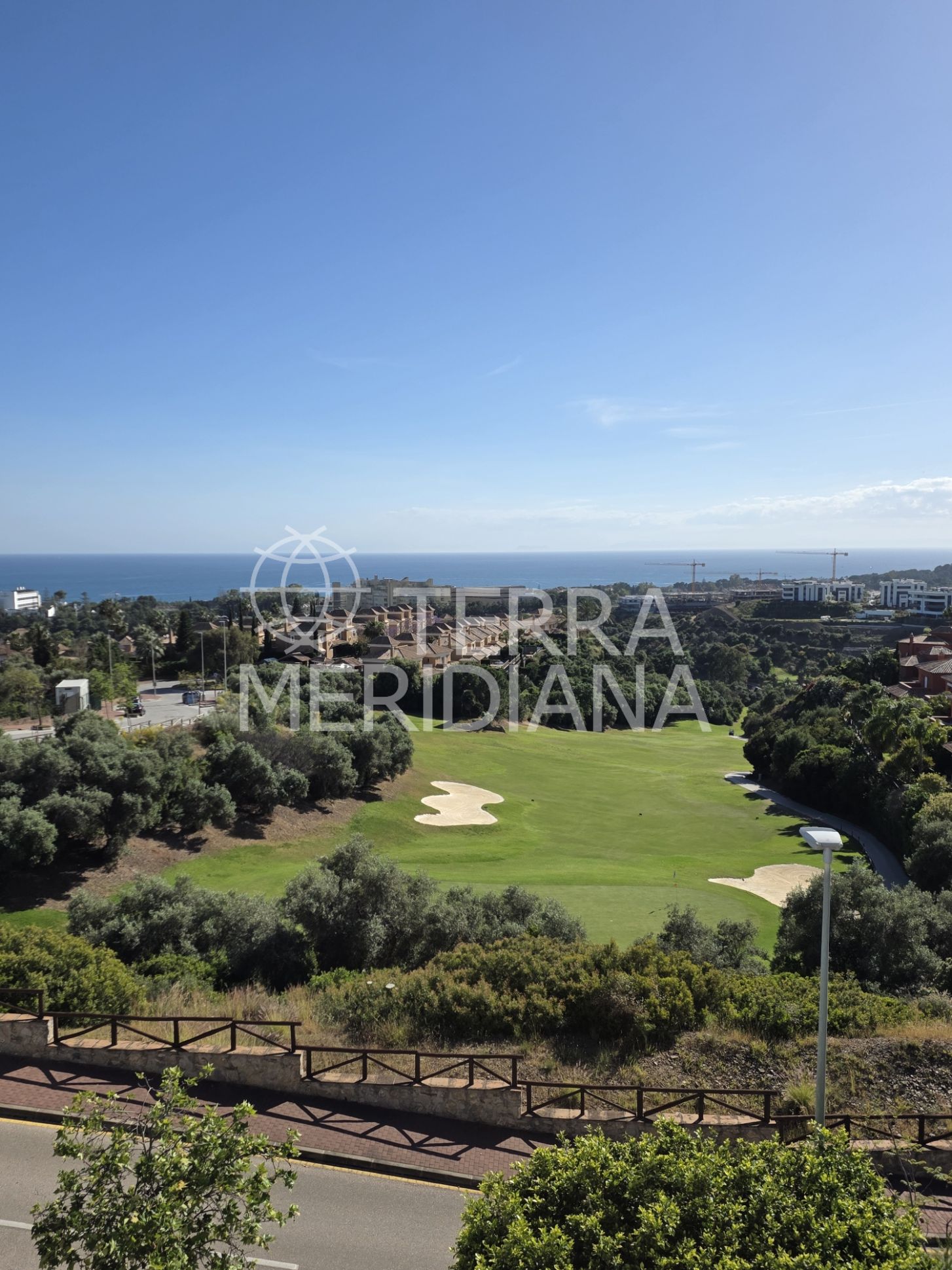 Duplex in Santa Clara, Marbella