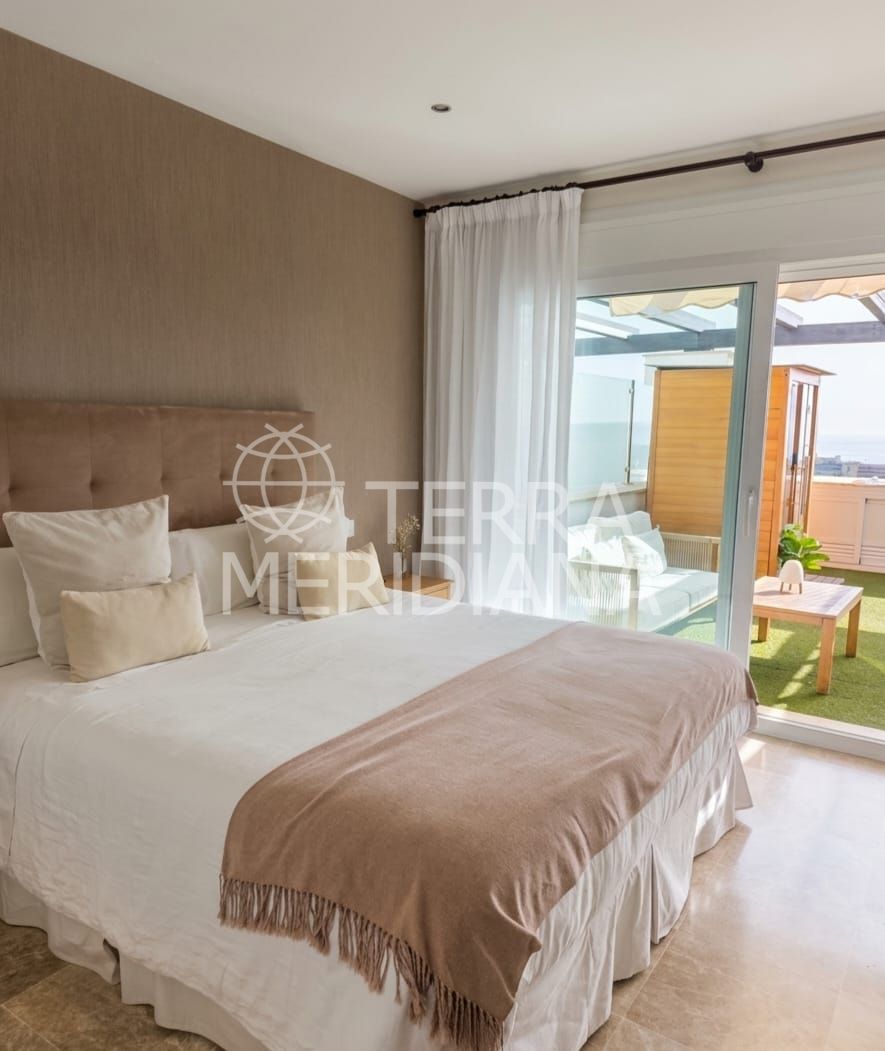 Duplex in Santa Clara, Marbella