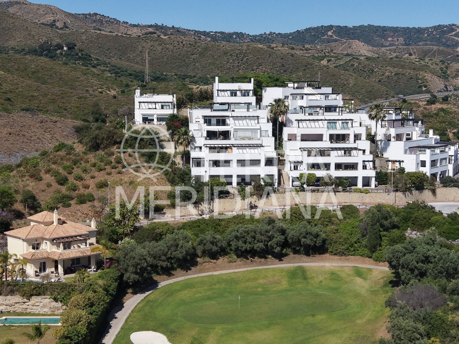 Duplex in Santa Clara, Marbella