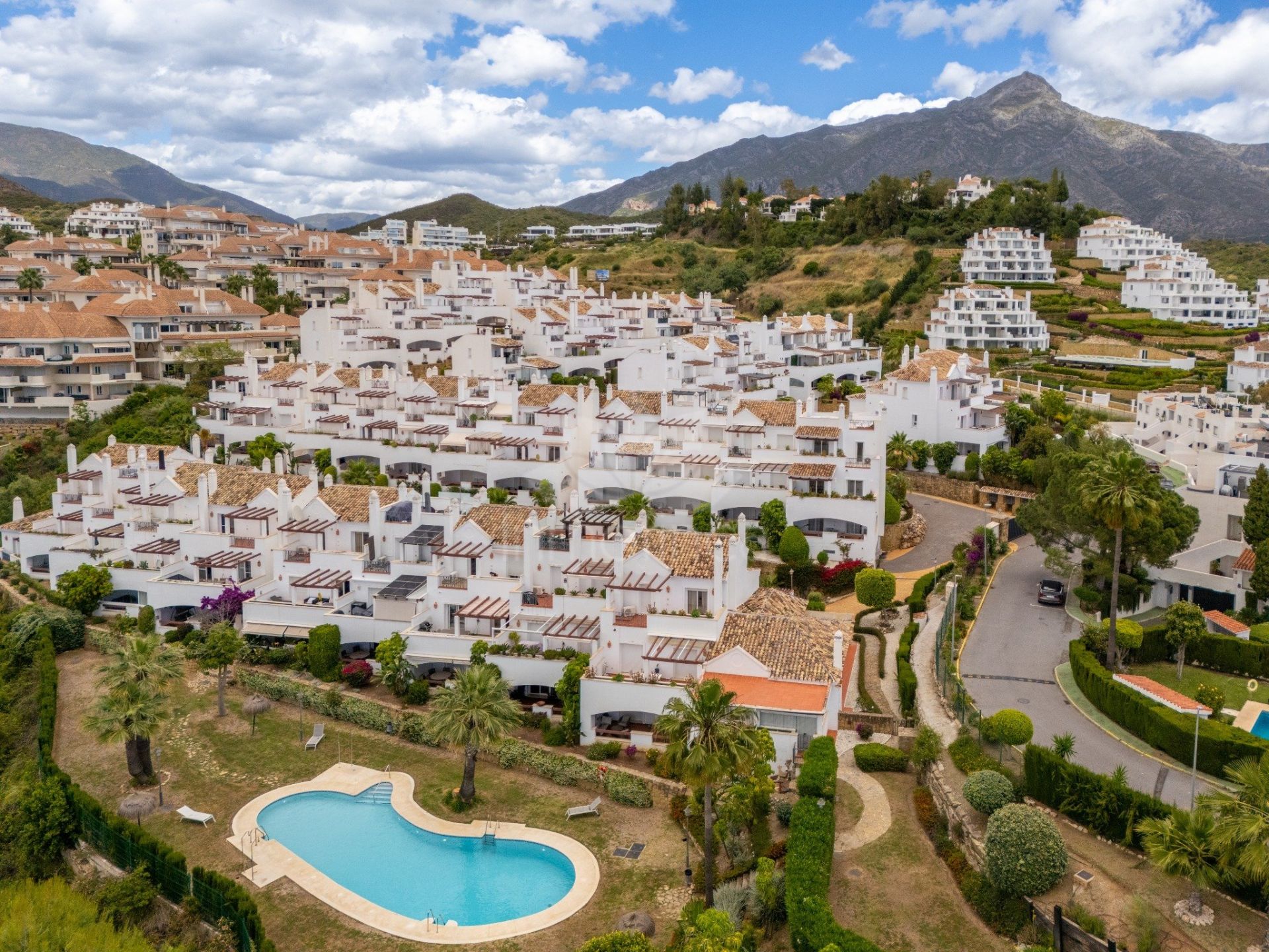Duplex Penthouse in Nueva Andalucia, Marbella