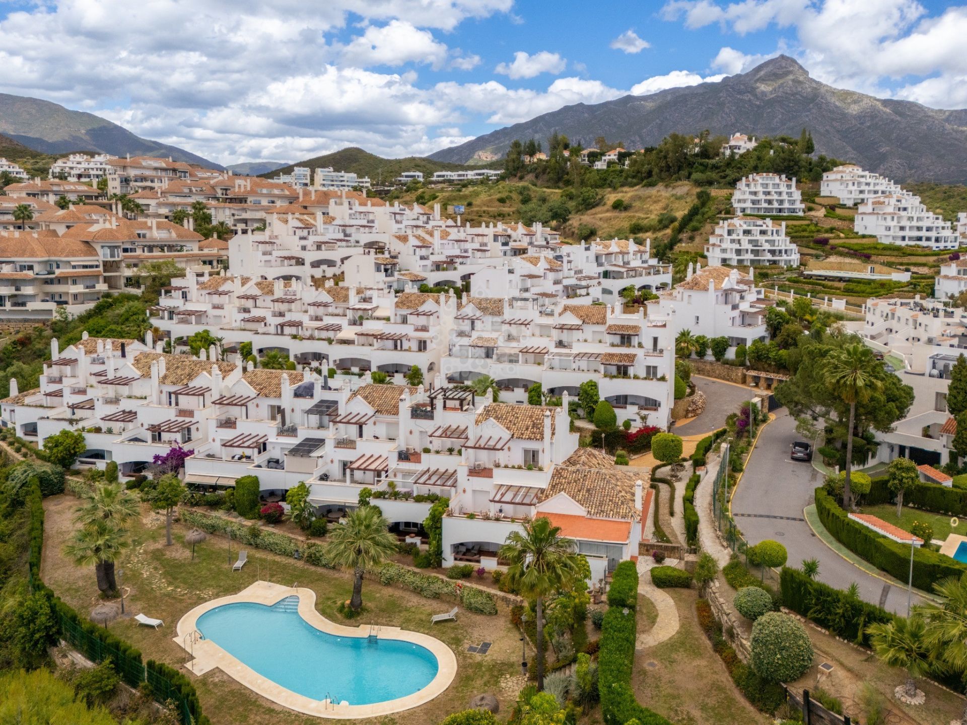 Duplex Penthouse in Nueva Andalucia, Marbella