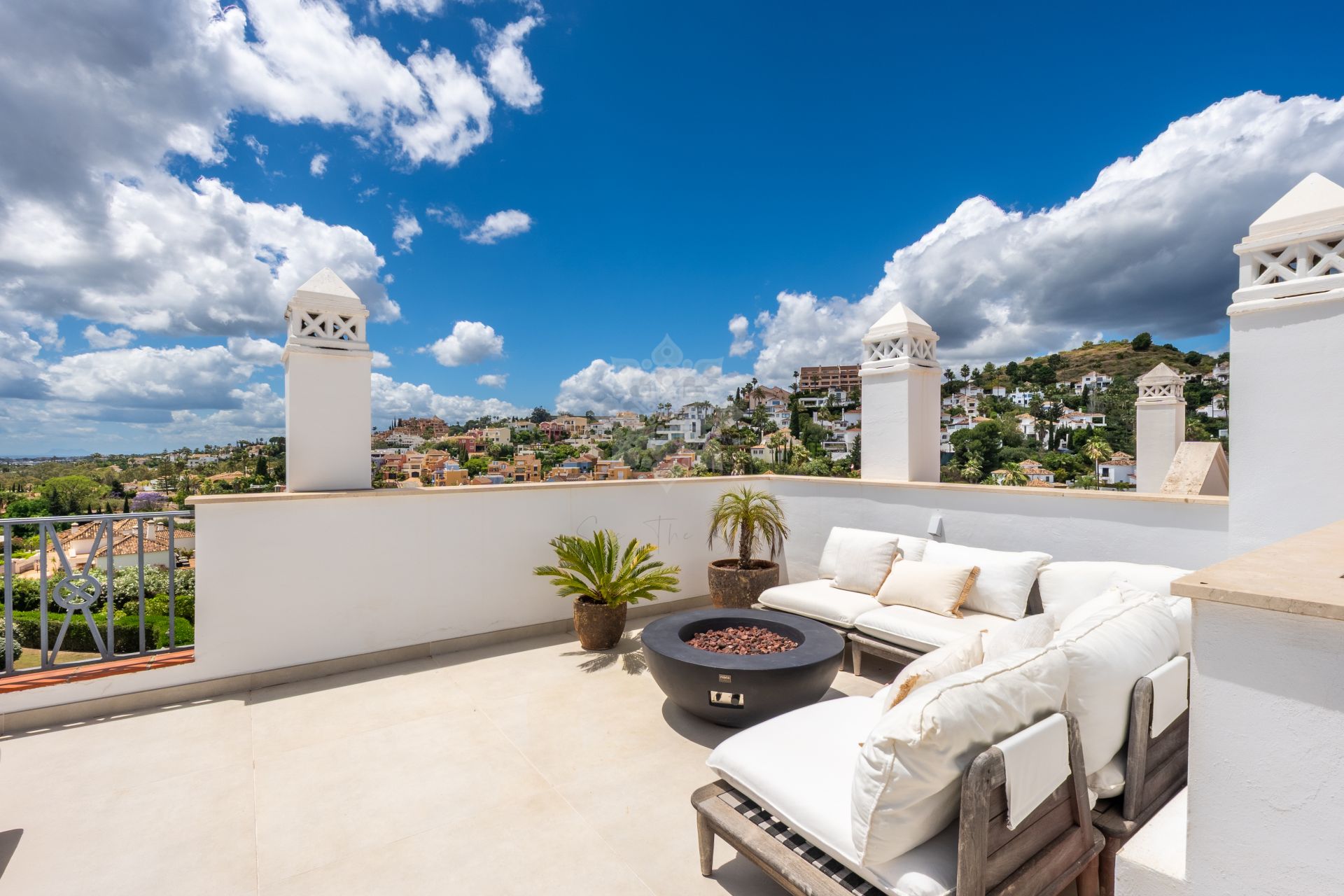Duplex Penthouse in Nueva Andalucia, Marbella