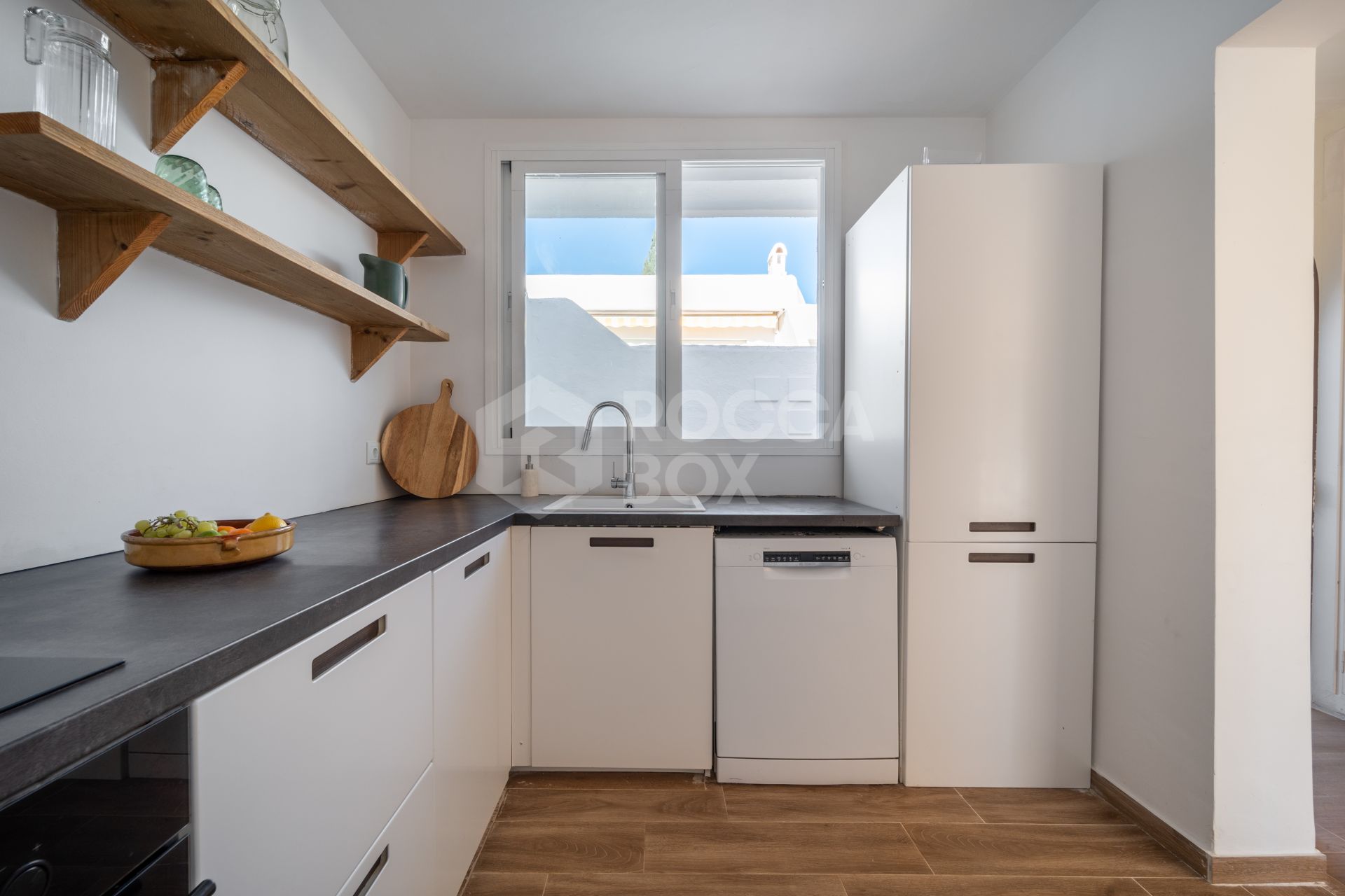 Cabopino Townhouse with potential