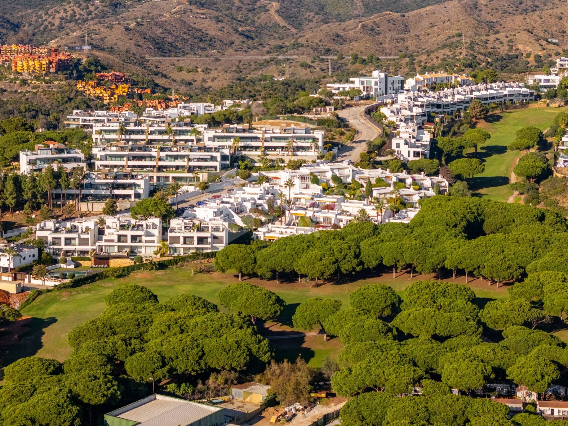 Cabopino Townhouse with potential