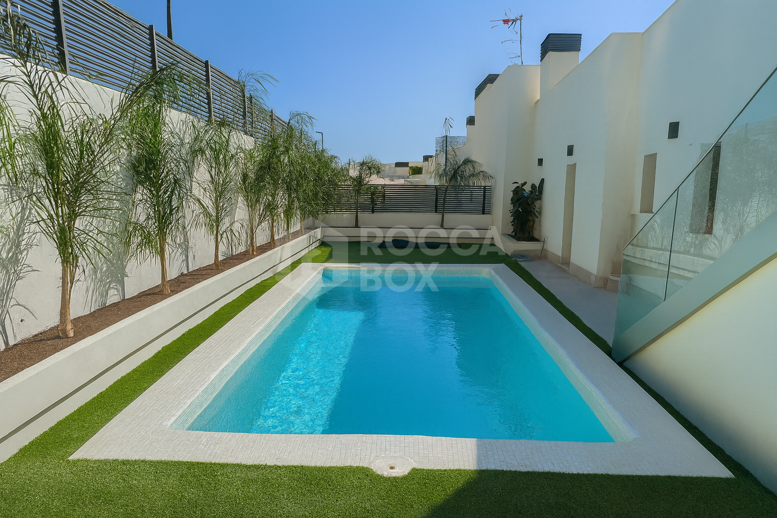 Luxury Duplex with Private Pool and Panoramic Views – La Alborada, Benahavís.