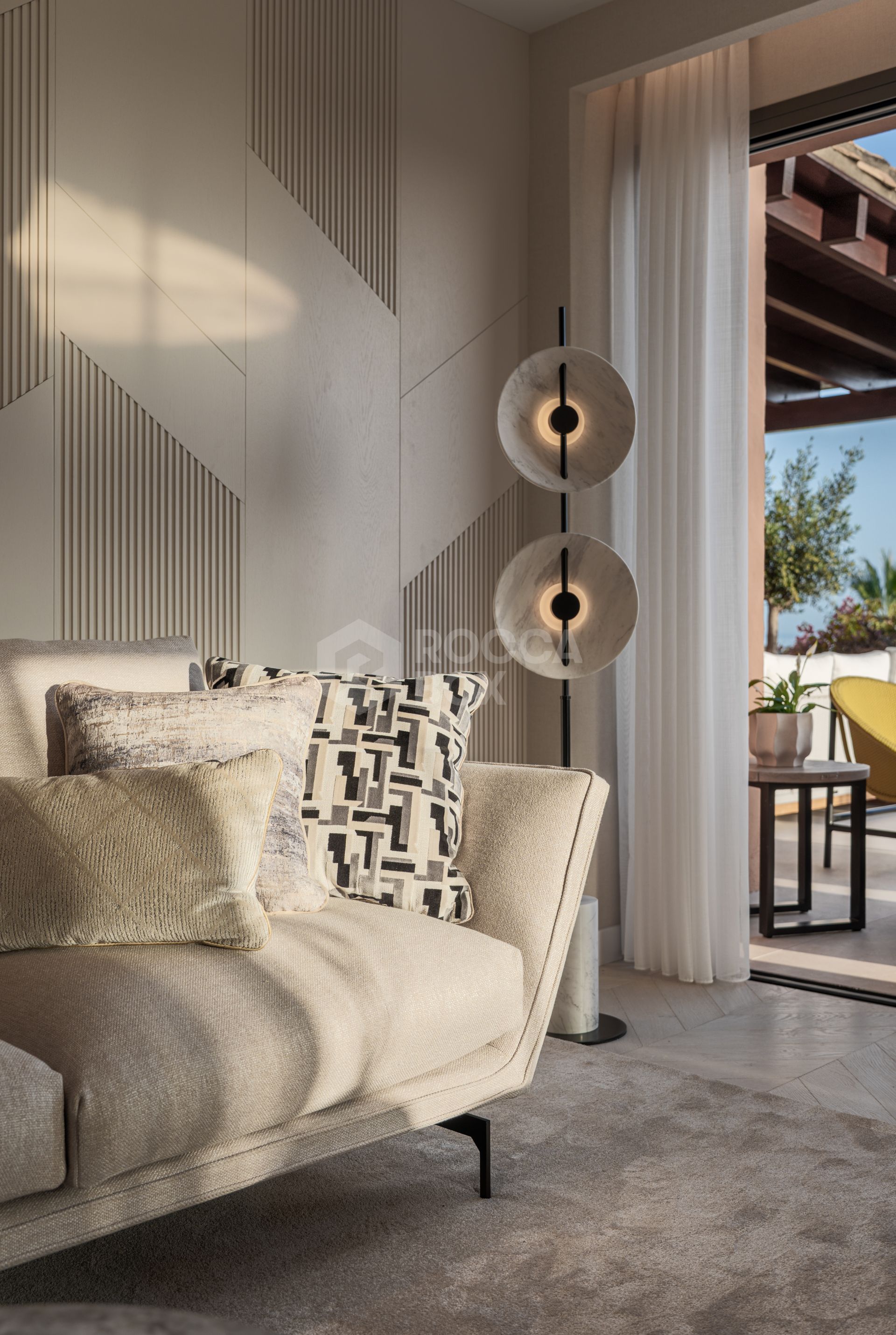 Artful 4-Bedroom Elevated Ground Floor Apartment with Panoramic Sea Views in Les Belvederes, La Cerquilla – Nueva Andalucía