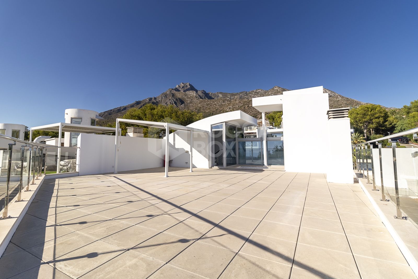 One of the finest properties in the exclusive Meisho Hills residential complex, in Sierra Blanca.