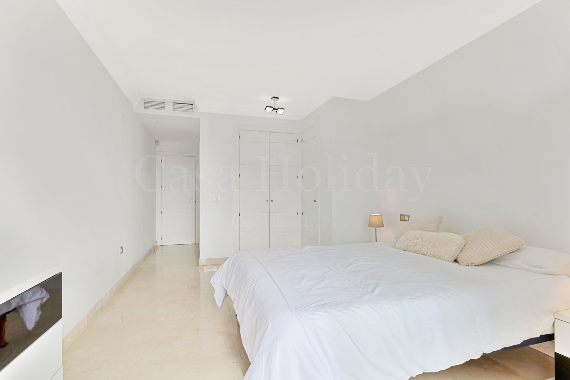 Apartment in Gazules del Sol, Benahavis