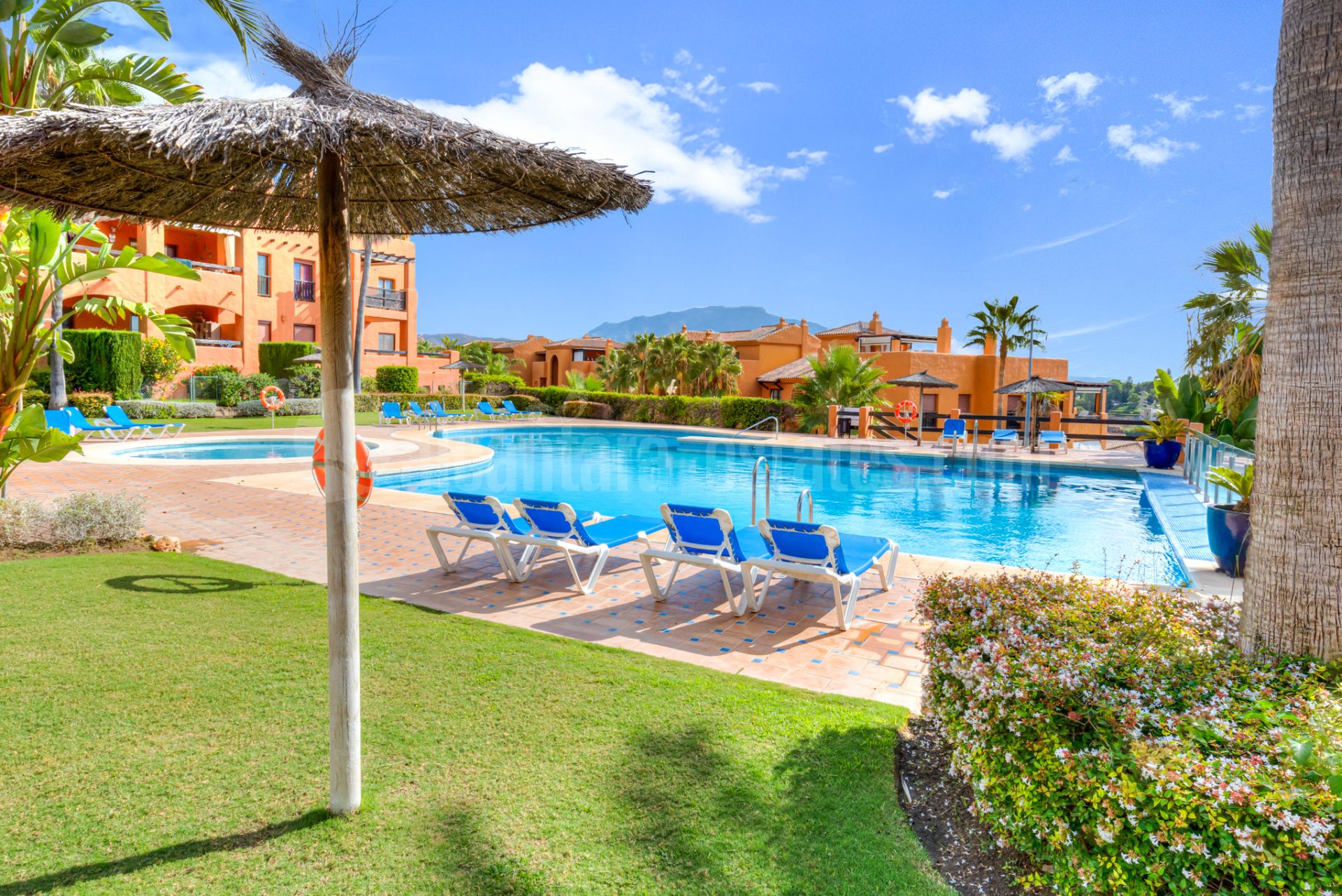 Apartamento en Gazules del Sol, Benahavis