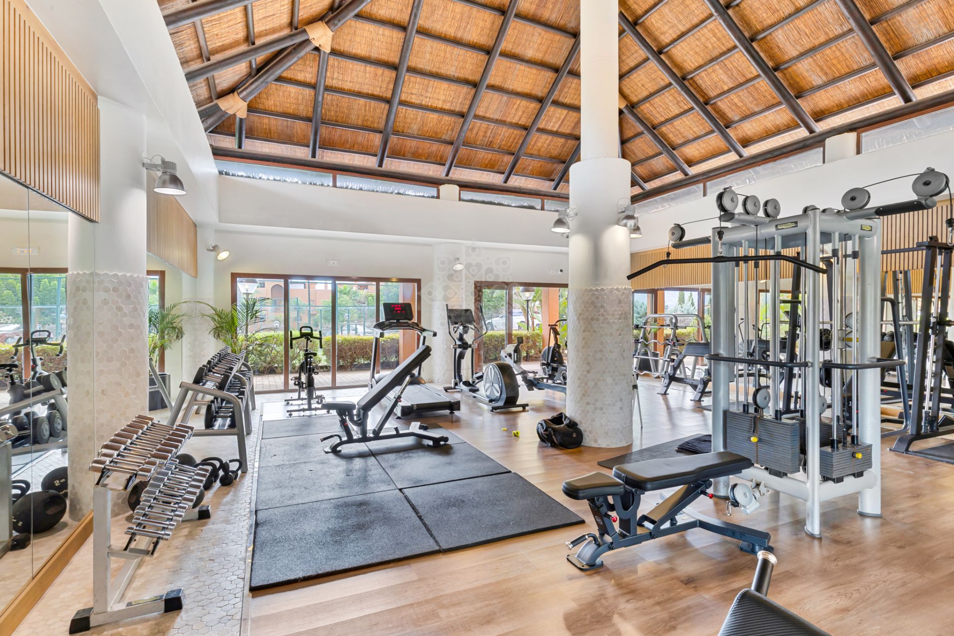 Apartment in Gazules del Sol, Benahavis