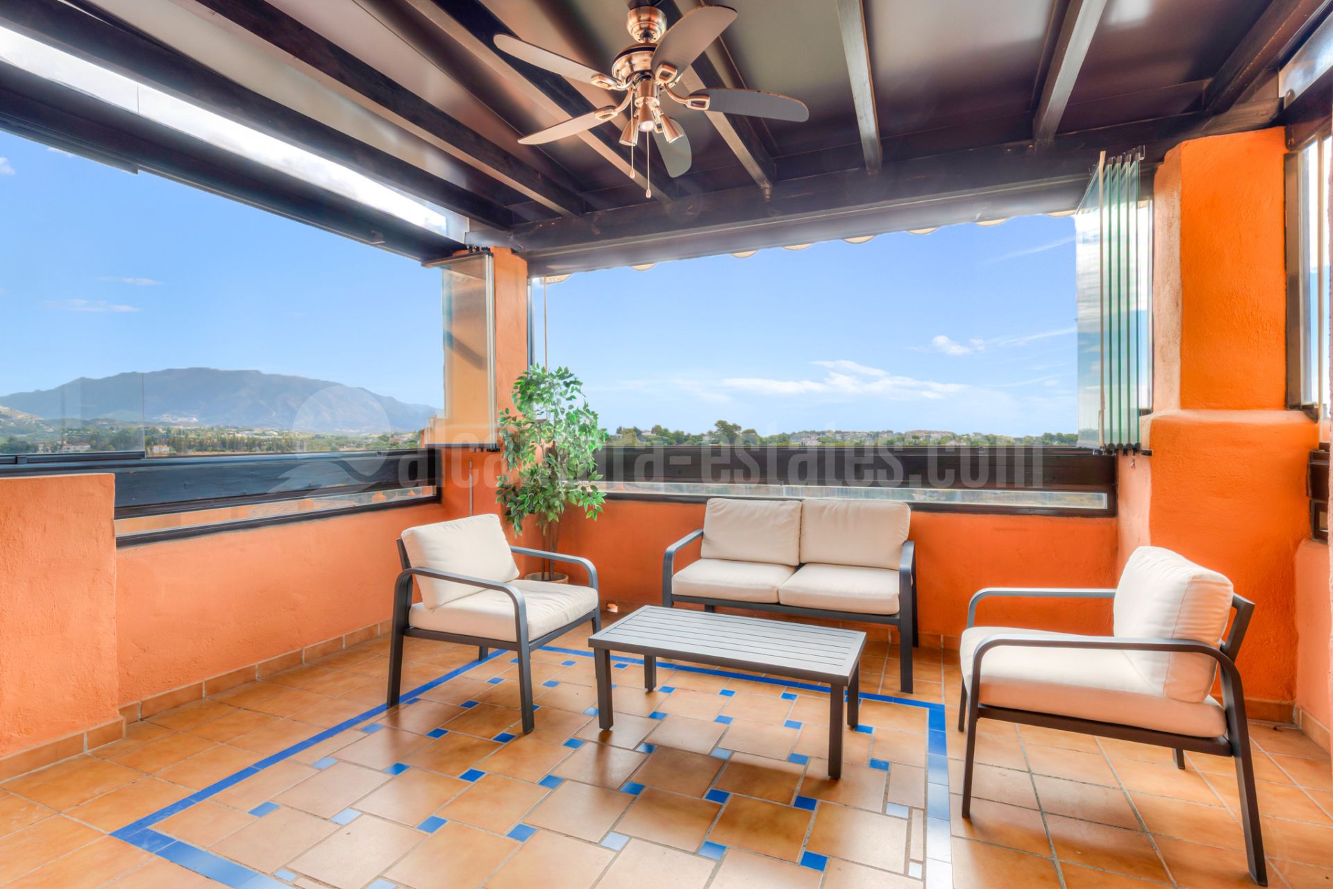 Apartamento en Gazules del Sol, Benahavis
