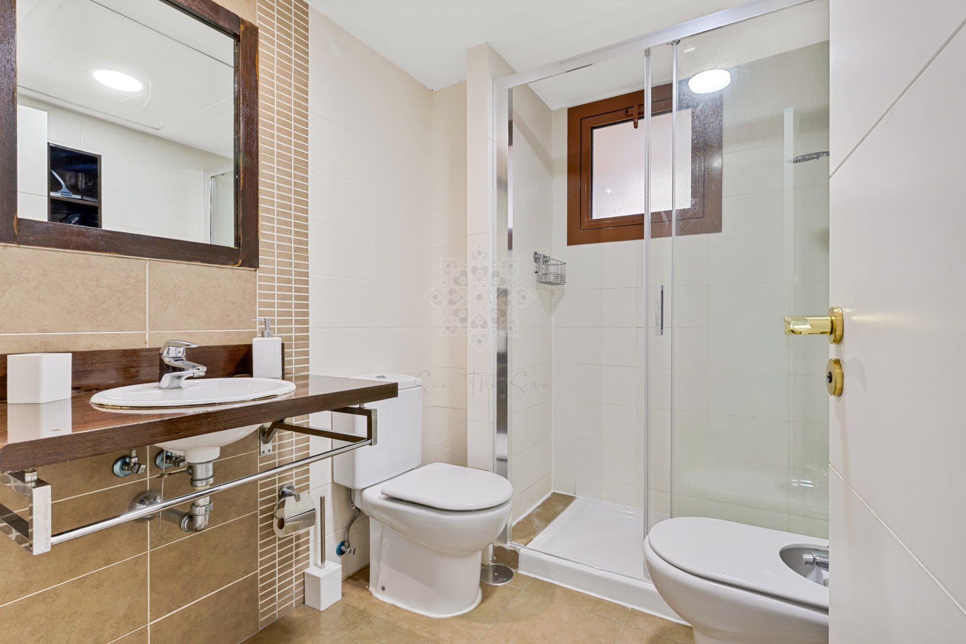 Apartment in Gazules del Sol, Benahavis