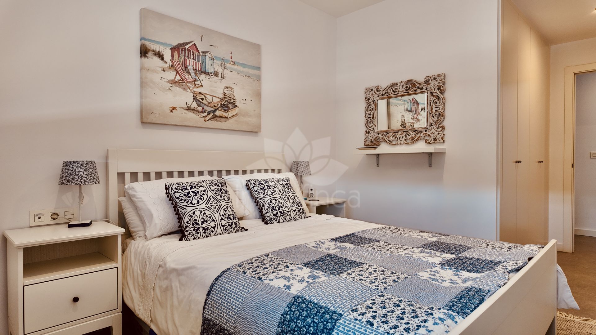 Pareado en Oasis22, Estepona