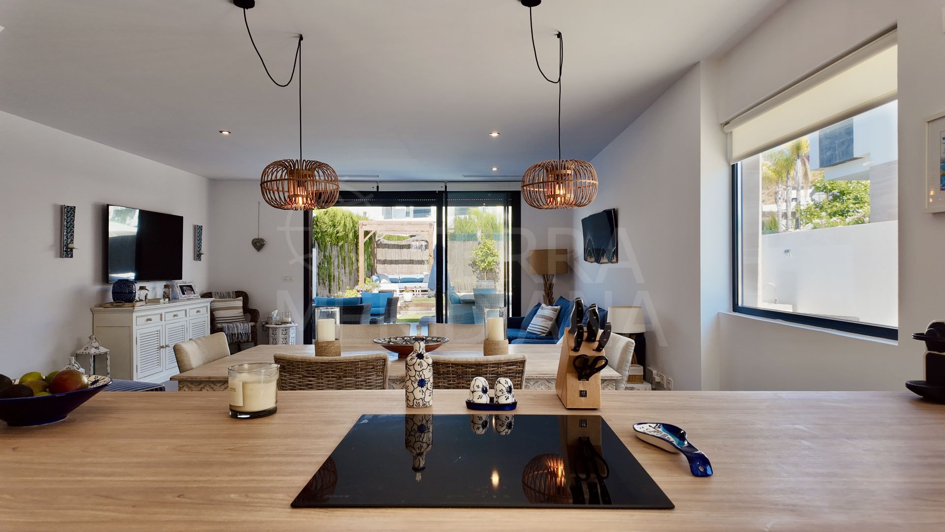 Semi Detached House in Oasis22, Estepona