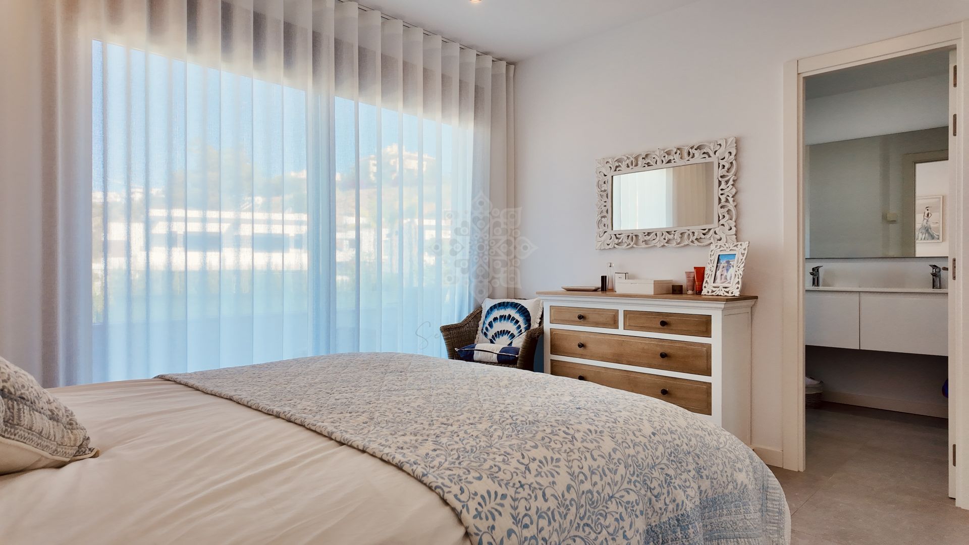 Semi Detached House in Oasis22, Estepona