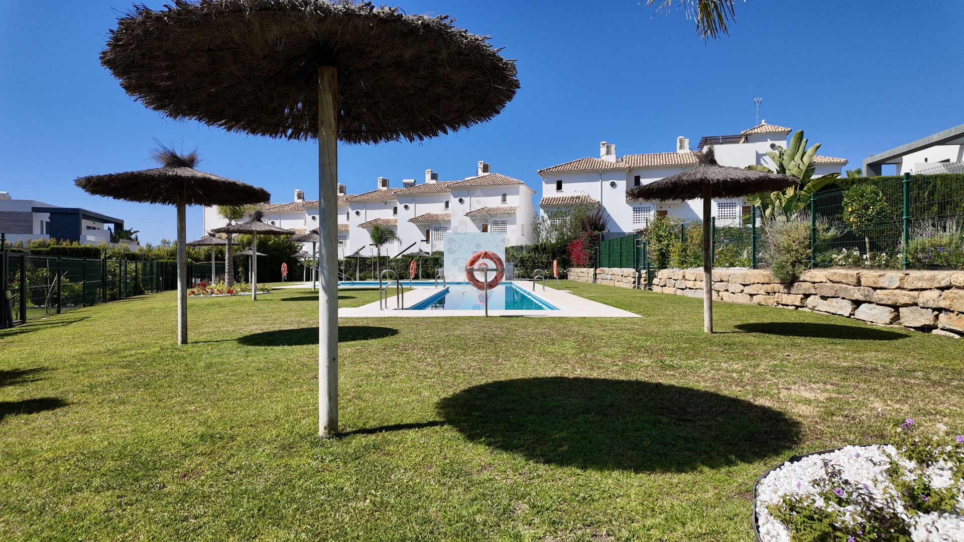 Semi Detached House in Oasis22, Estepona