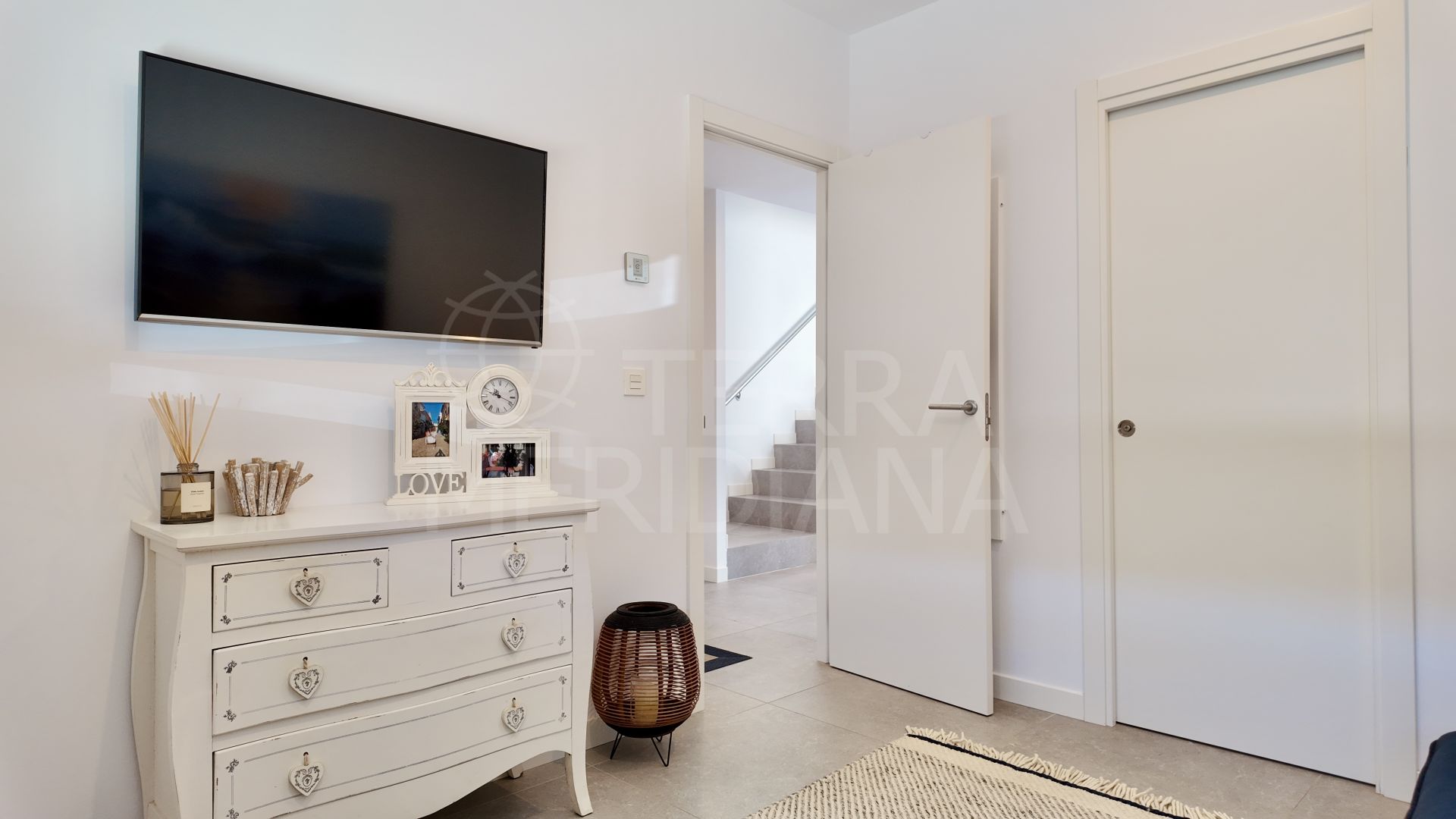 Semi Detached House in Oasis22, Estepona