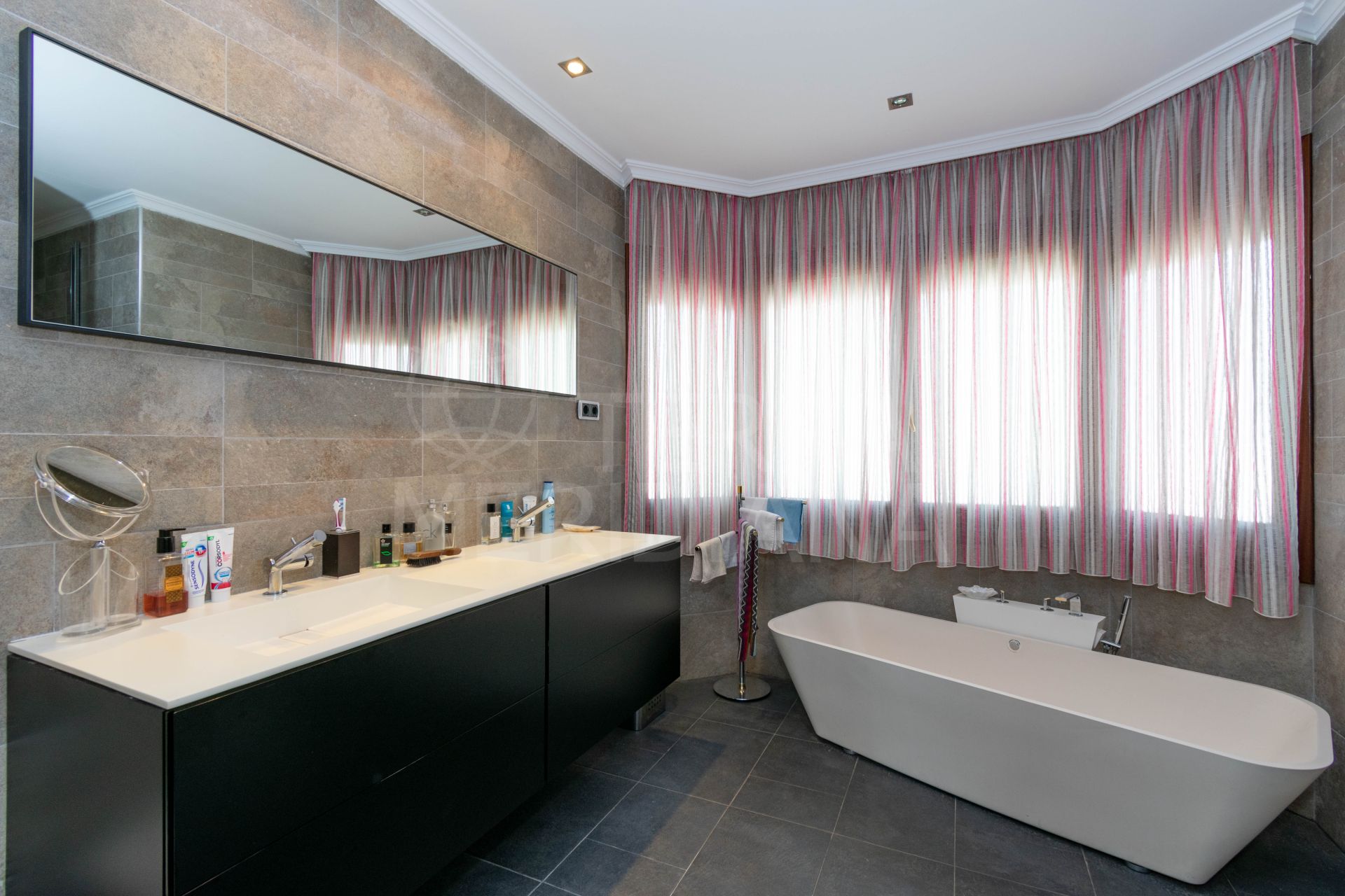 Villa in Seghers, Estepona