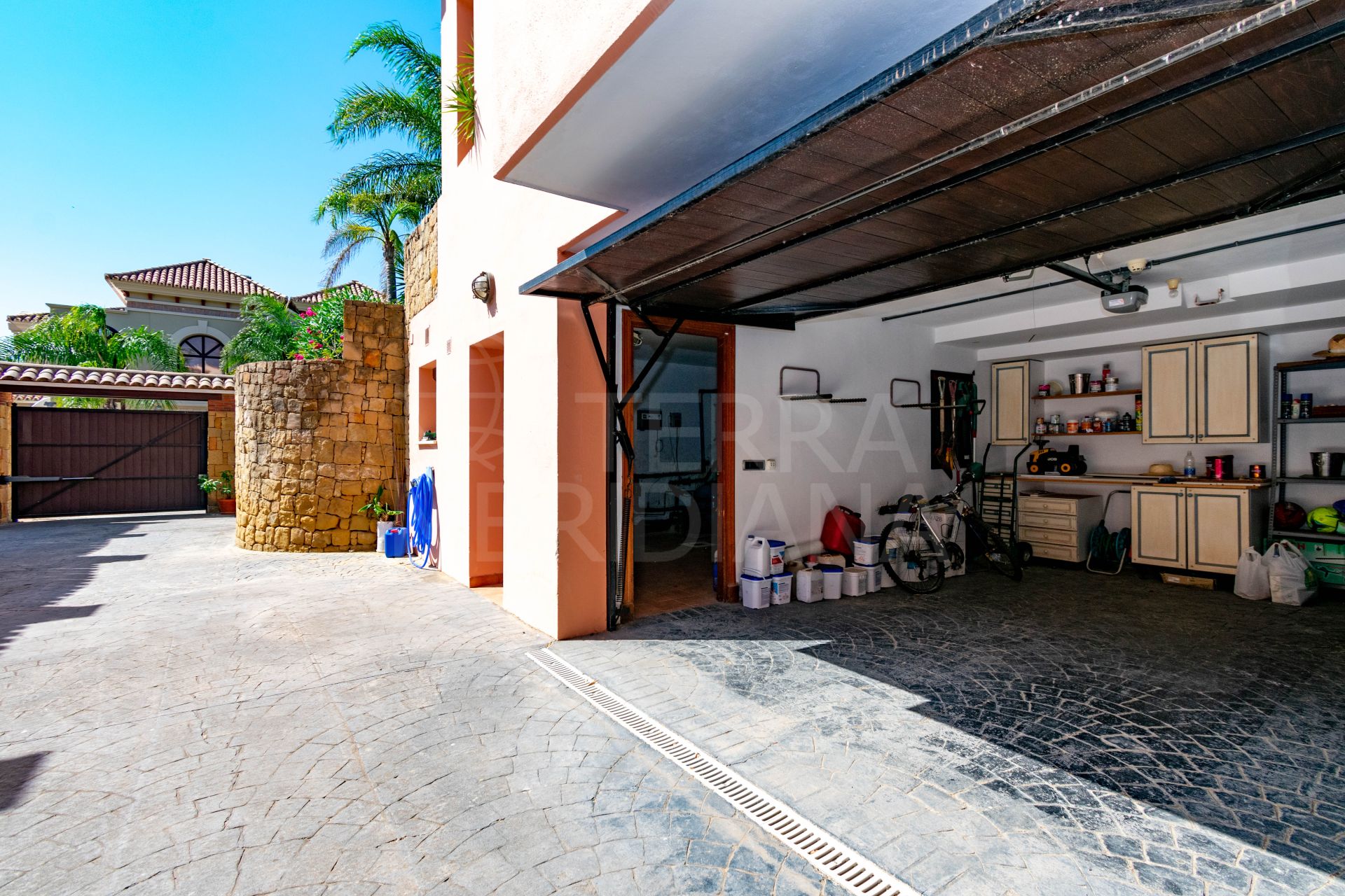 Villa in Seghers, Estepona