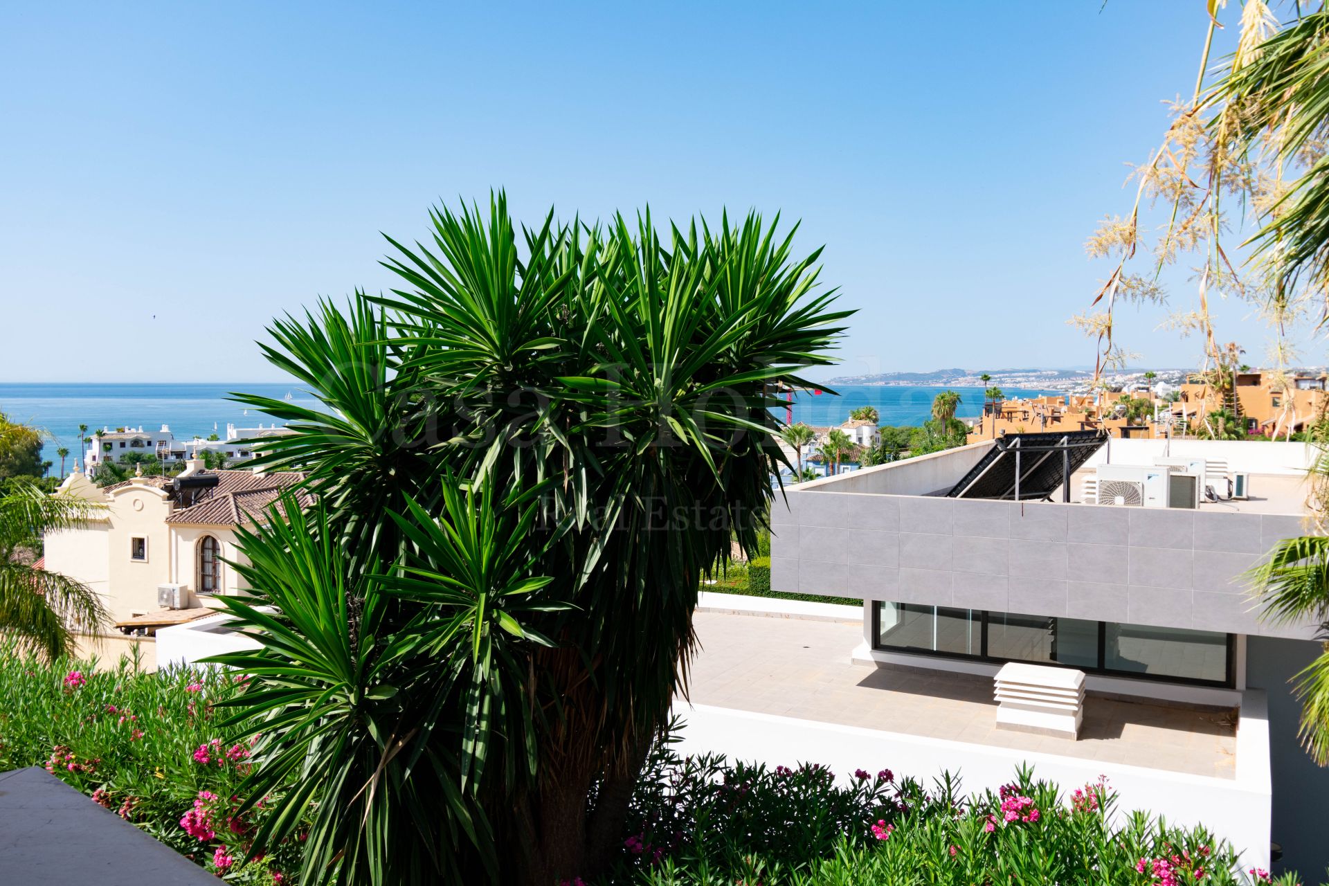 Villa in Seghers, Estepona