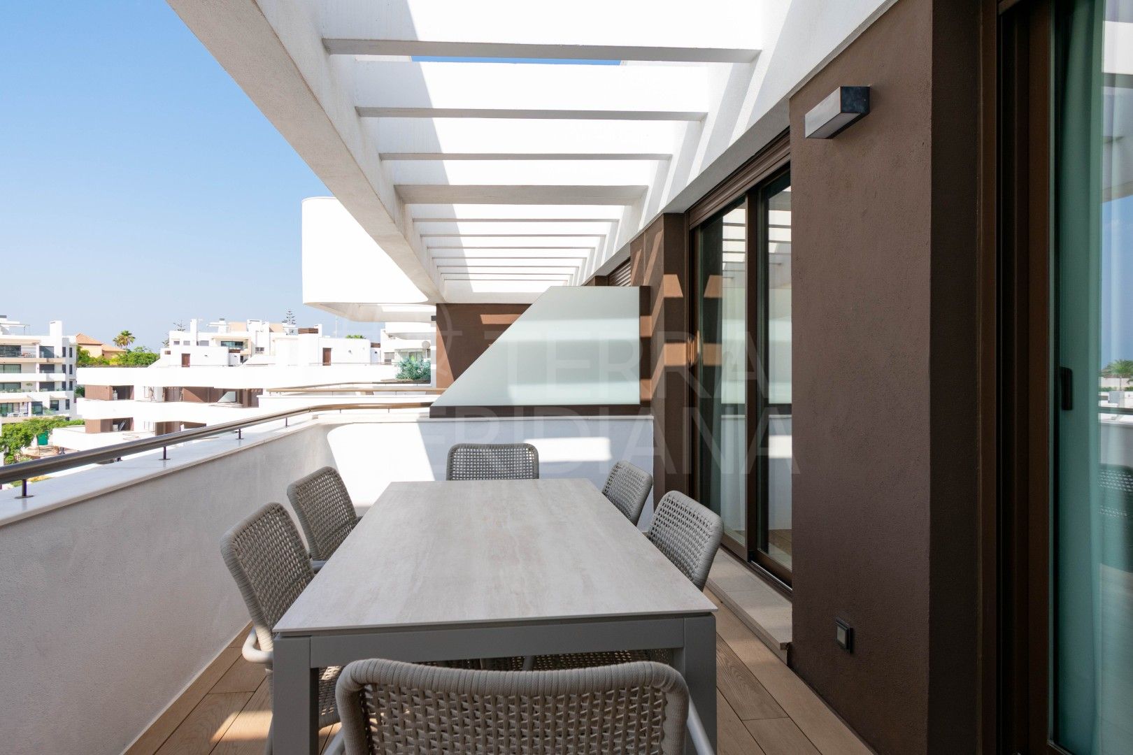 Duplex Penthouse in Las Mesas, Estepona