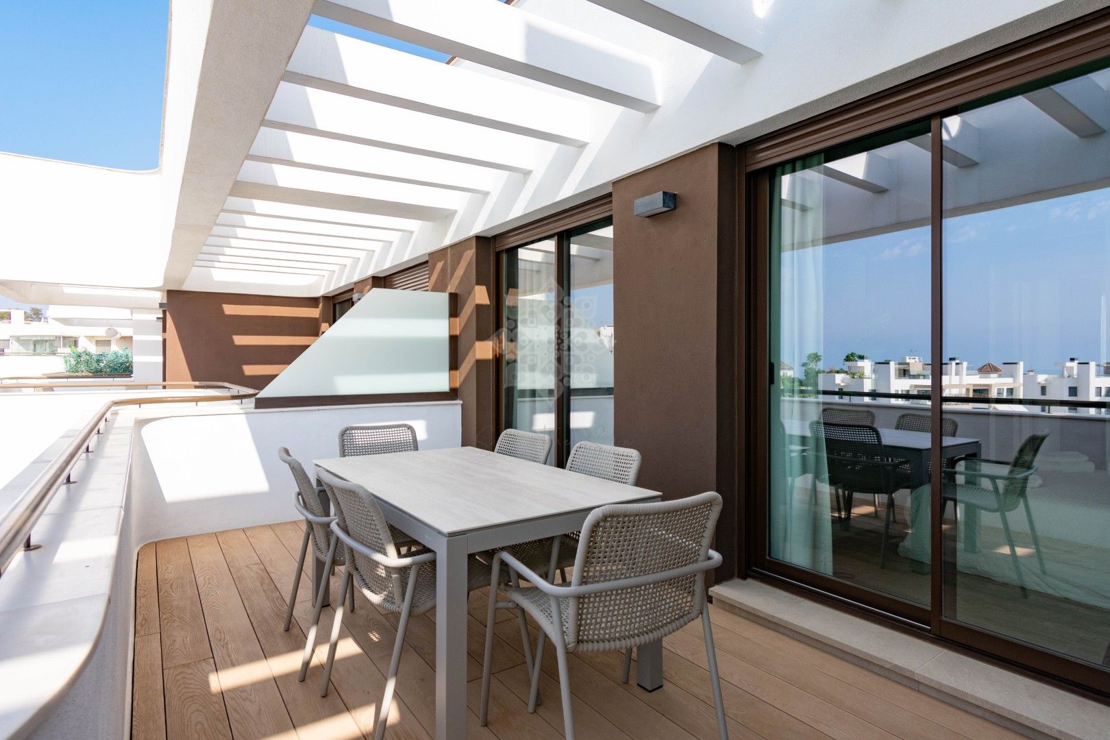 Duplex Penthouse in Las Mesas, Estepona