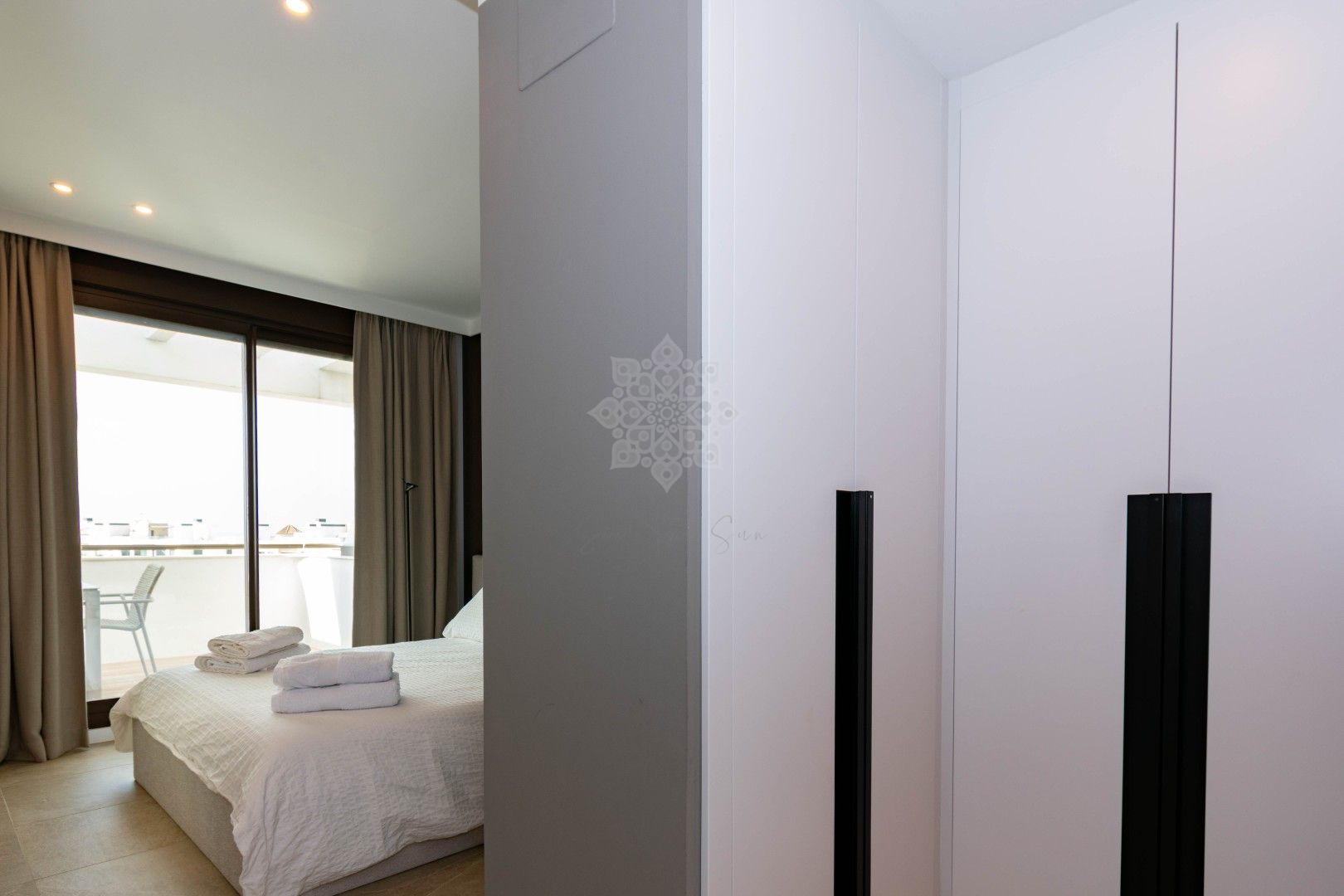 Duplex Penthouse in Las Mesas, Estepona