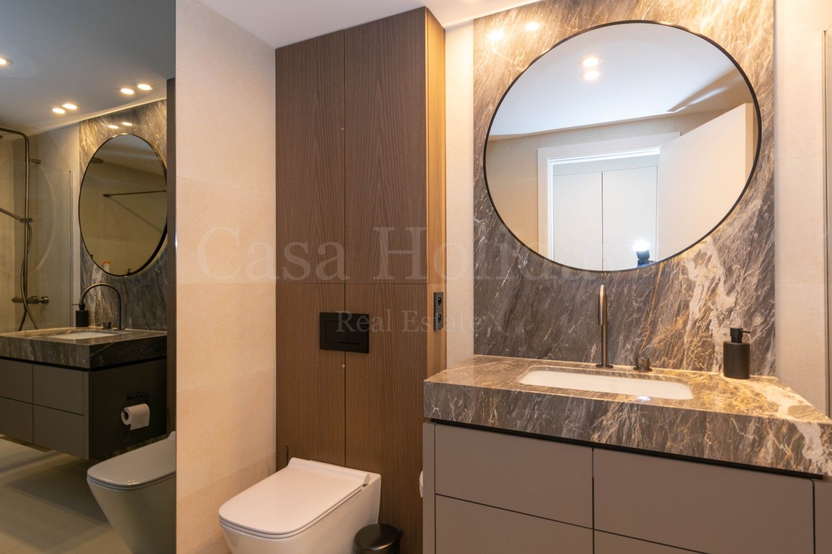 Duplex Penthouse in Las Mesas, Estepona
