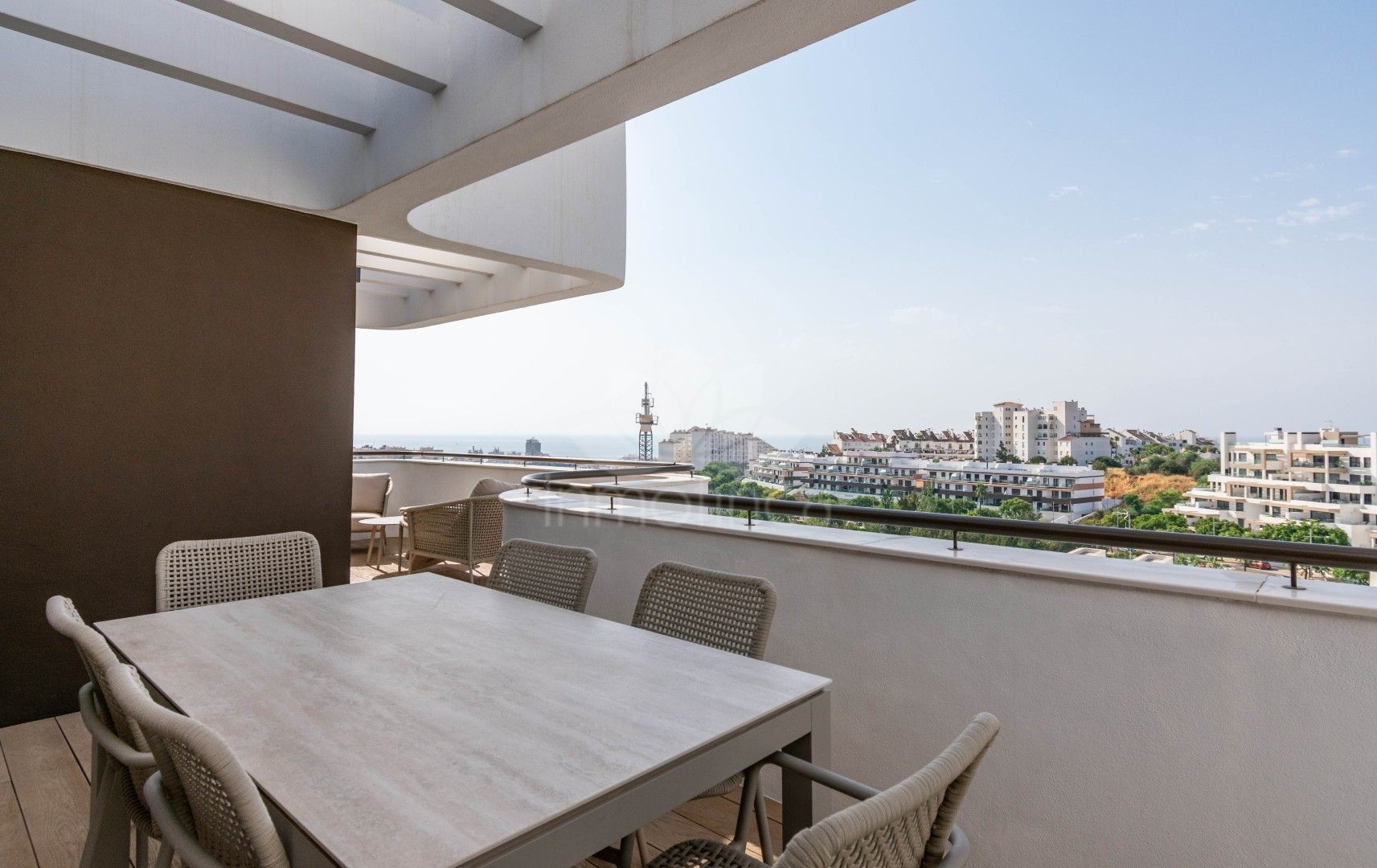 Duplex Penthouse in Las Mesas, Estepona