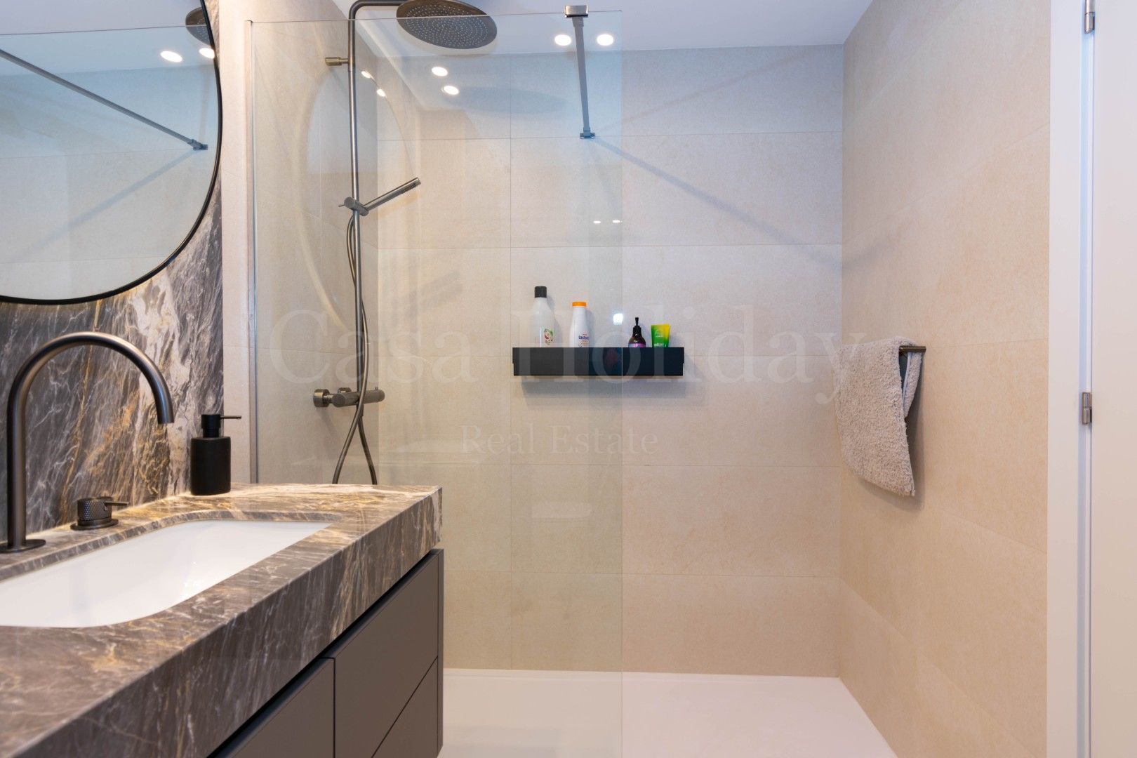 Duplex Penthouse in Las Mesas, Estepona