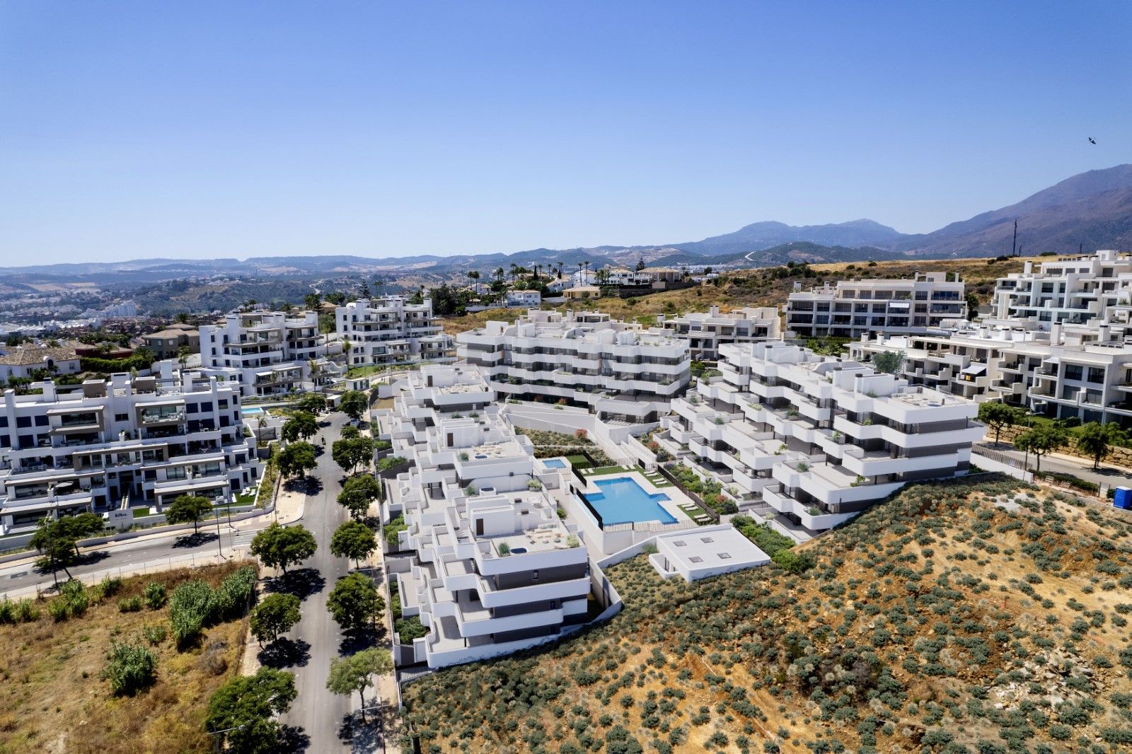 Duplex Penthouse in Las Mesas, Estepona