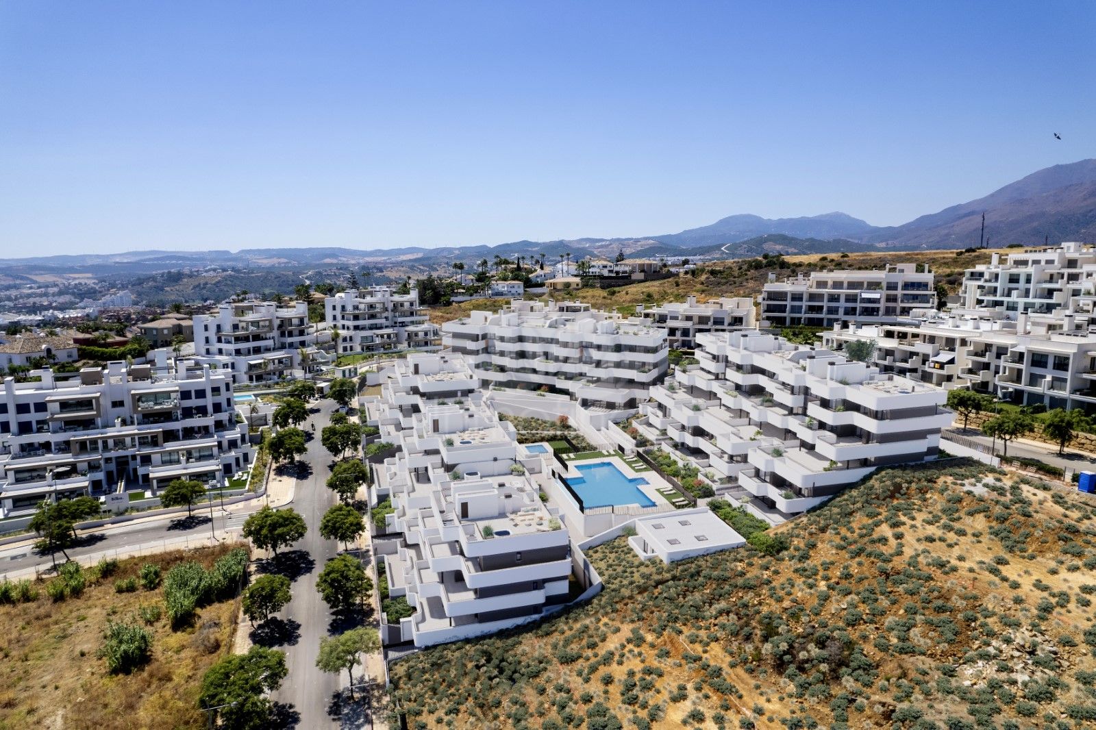 Duplex Penthouse in Las Mesas, Estepona