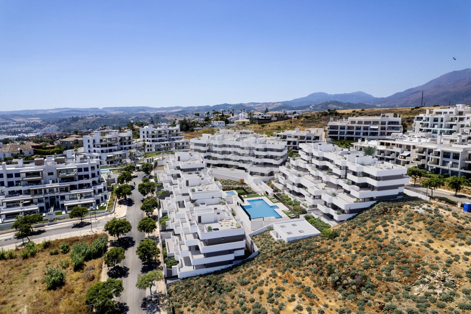 Duplex Penthouse in Las Mesas, Estepona