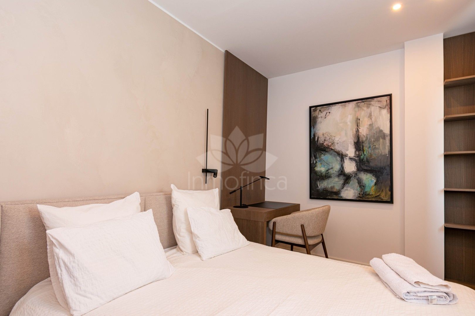 Duplex Penthouse in Las Mesas, Estepona