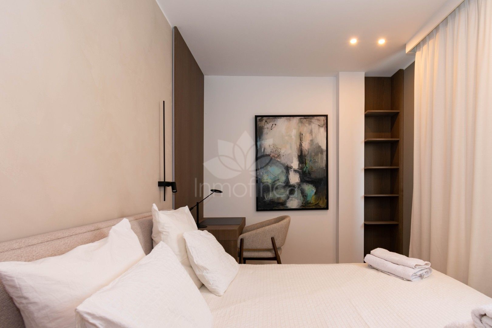 Duplex Penthouse in Las Mesas, Estepona