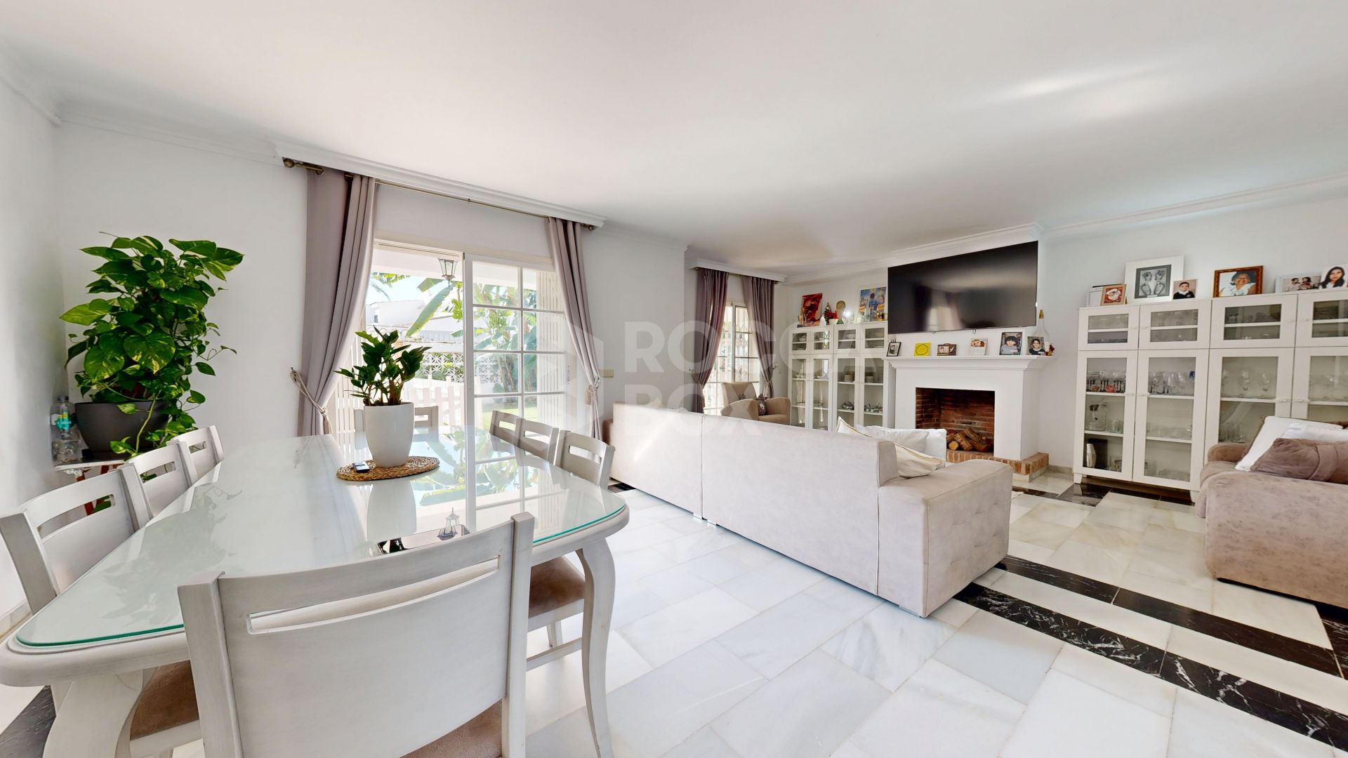 UNIQUE OPPORTUNITY: Exclusive Luxury Home for Sale in Río Verde Playa, Marbella’s Golden Mile