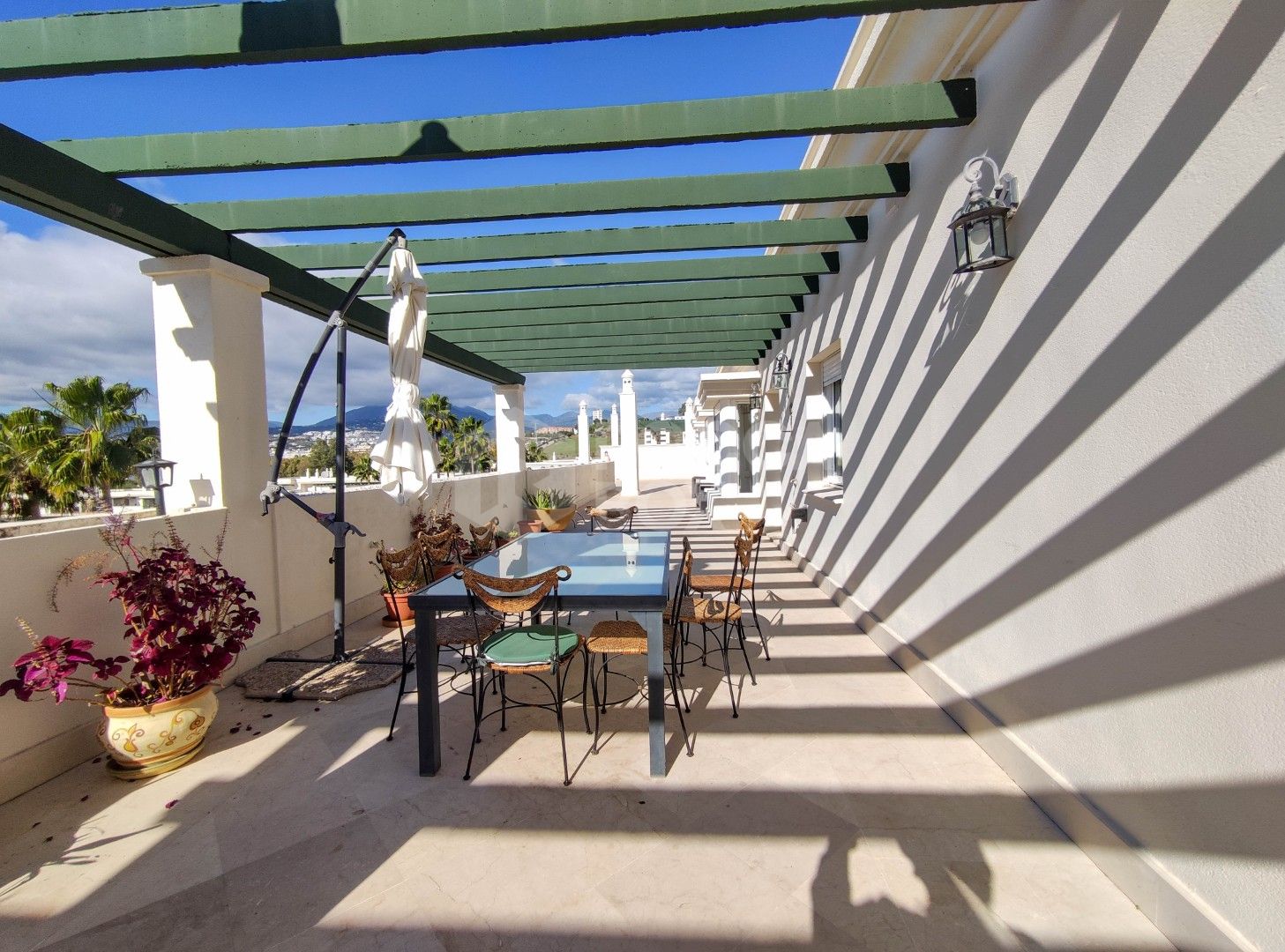 Stunning Penthouse in Nueva Andalucía and Puerto Banús: Exclusive Penthouse in Lorcrimar