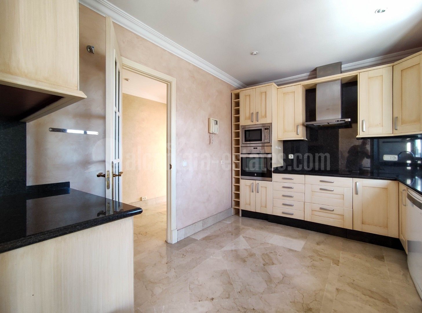 Penthouse in Lorcrimar, Marbella