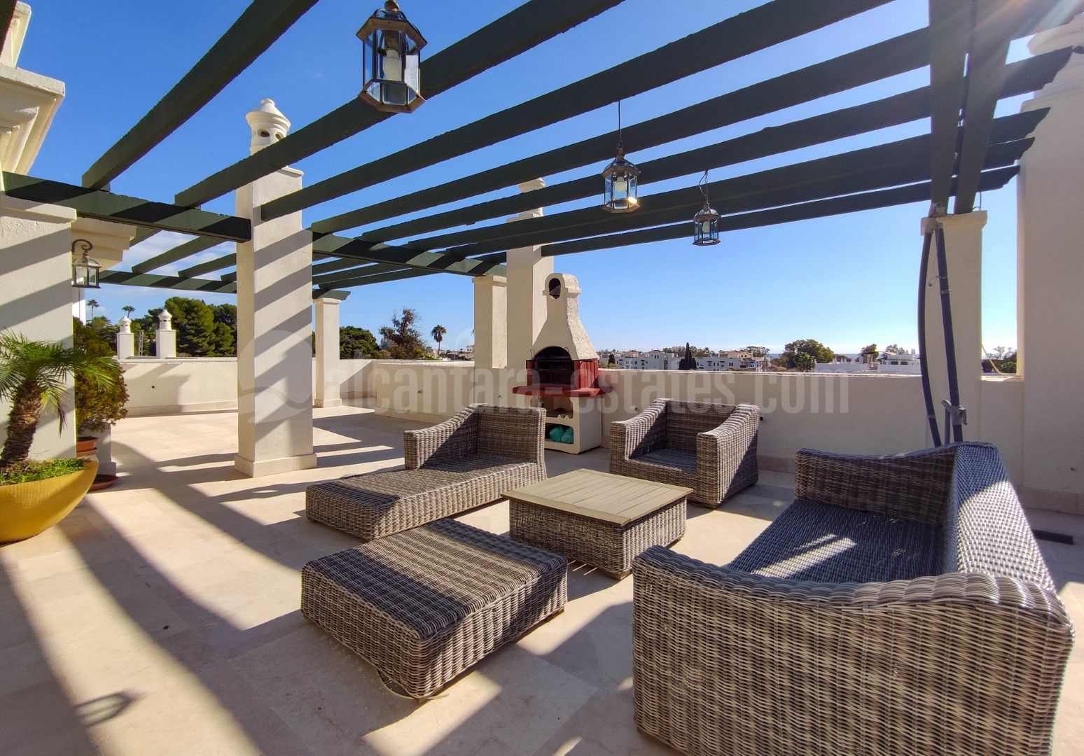 Penthouse in Lorcrimar, Marbella
