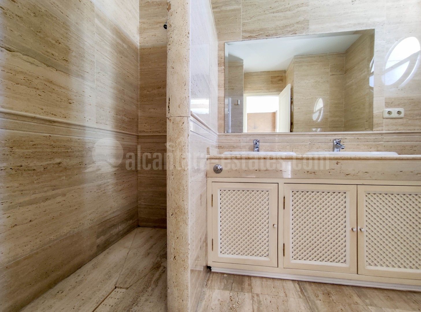 Penthouse in Lorcrimar, Marbella