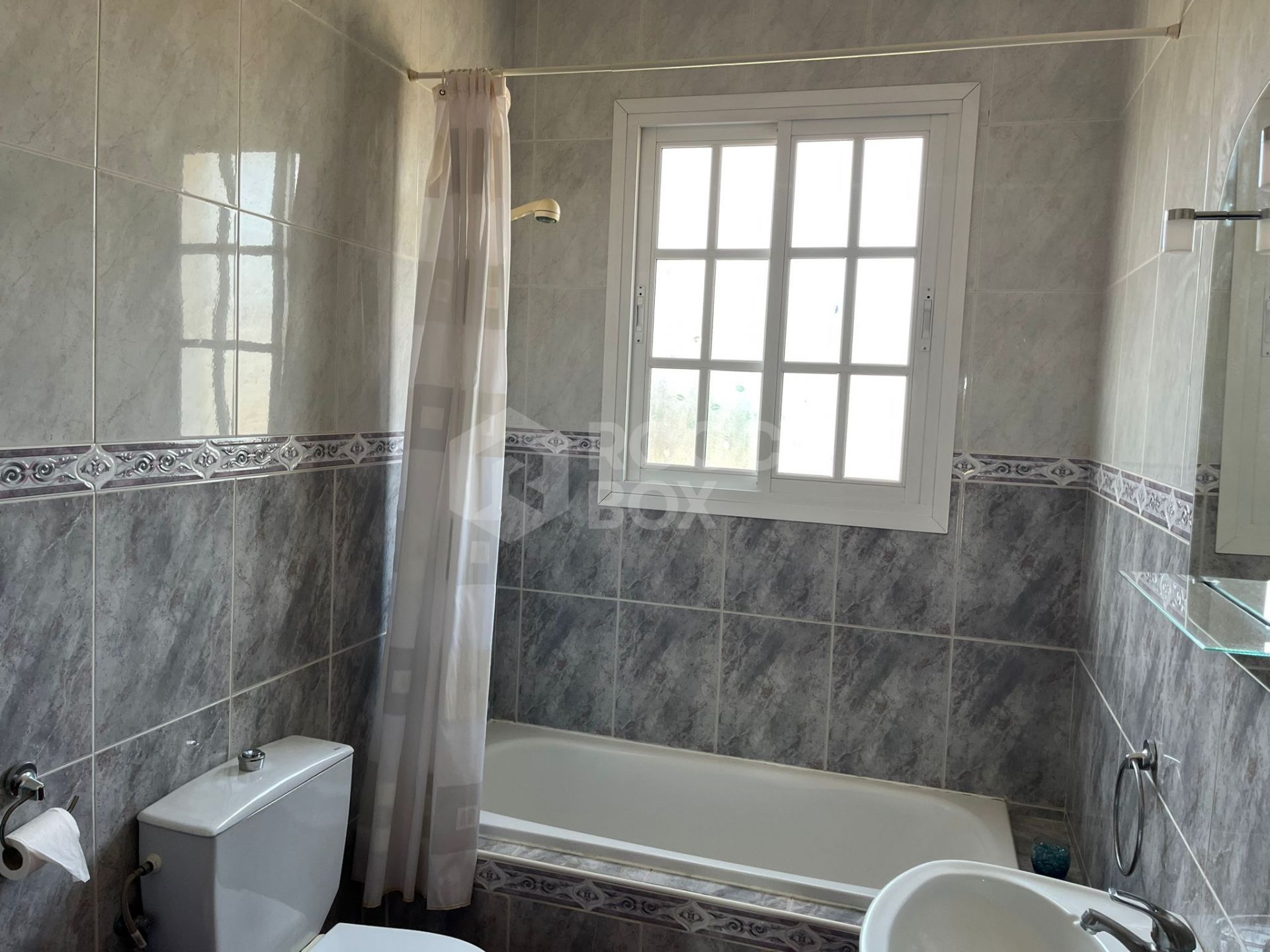 Country house with equestrian facilities in Alhaurín el Grande.