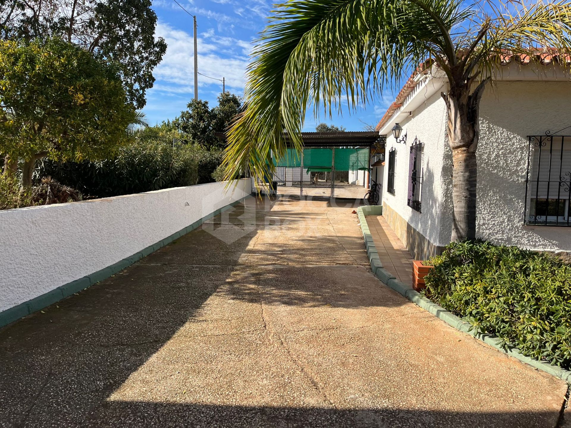 Country house with equestrian facilities in Alhaurín el Grande.