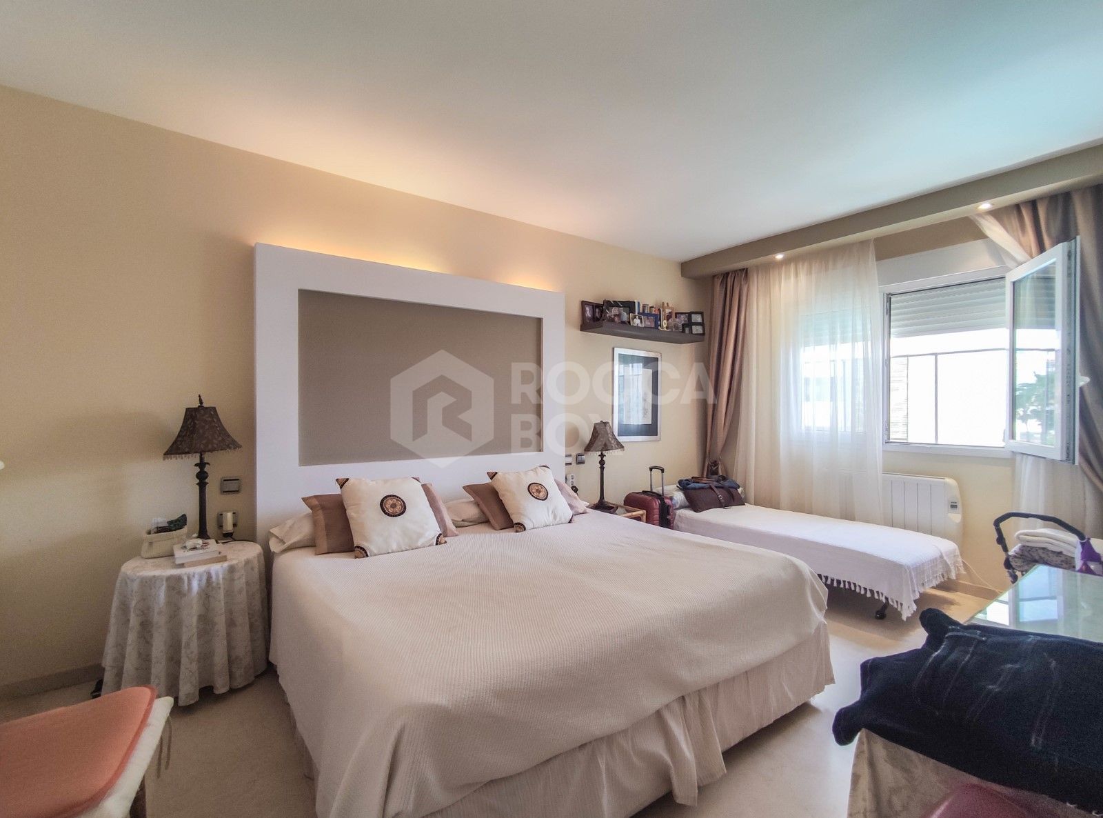 Spacious Renovated Apartment in Estepona Port