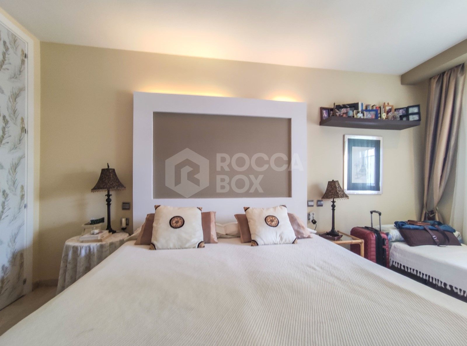 Spacious Renovated Apartment in Estepona Port